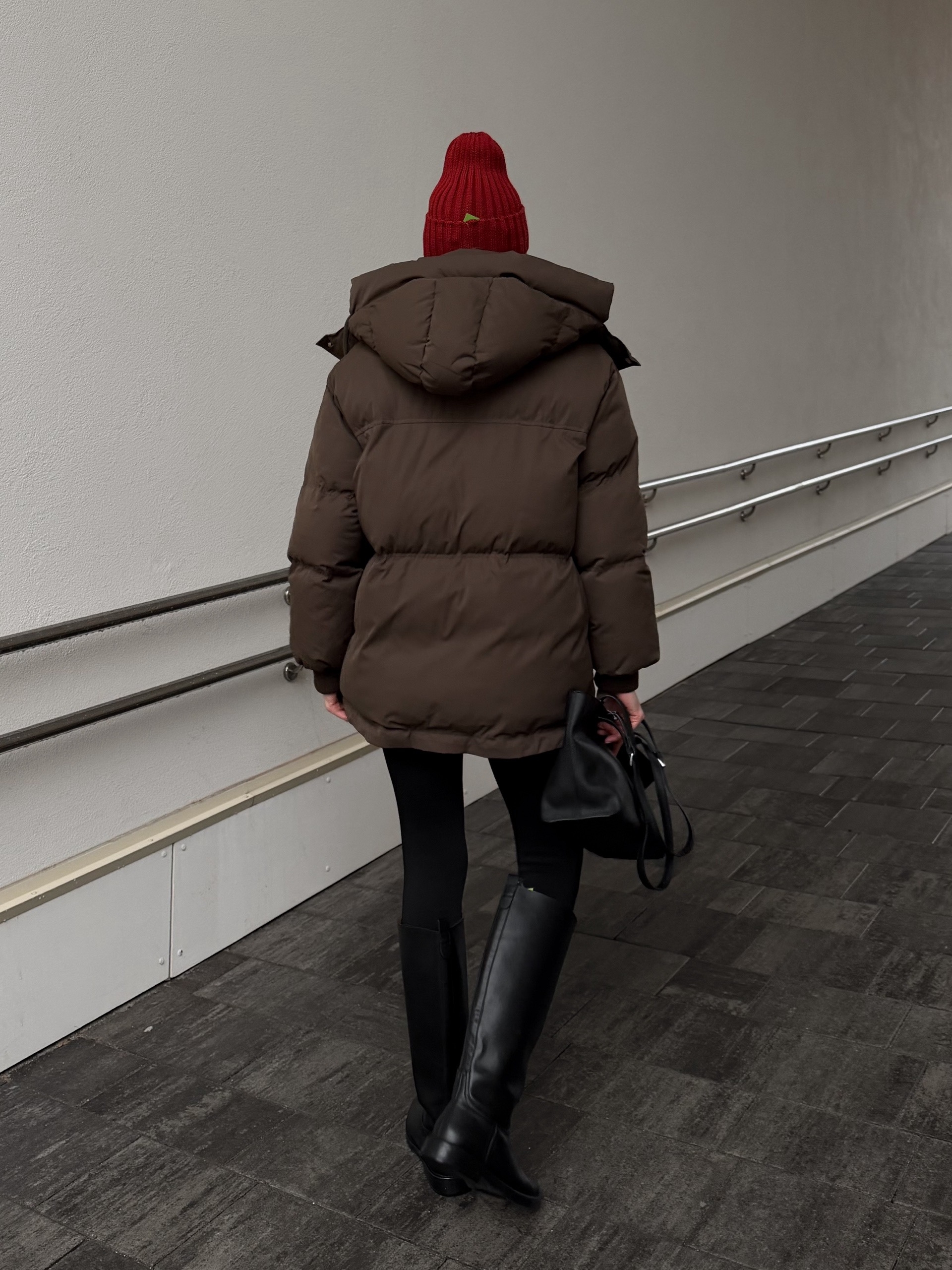 Куртка Base 1535 капюшон на завязках