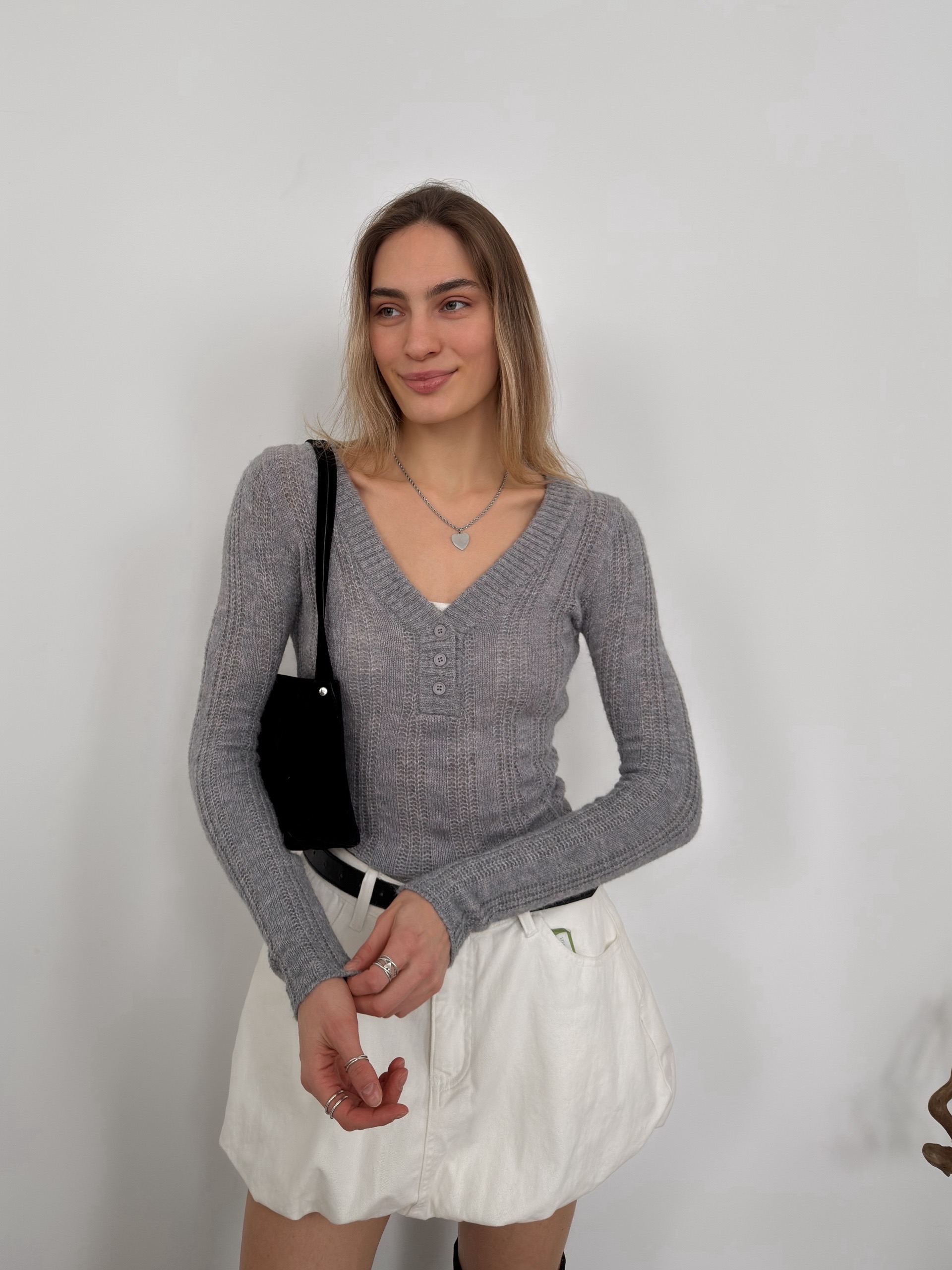 Джемпер 9317 узор вырез пуговки