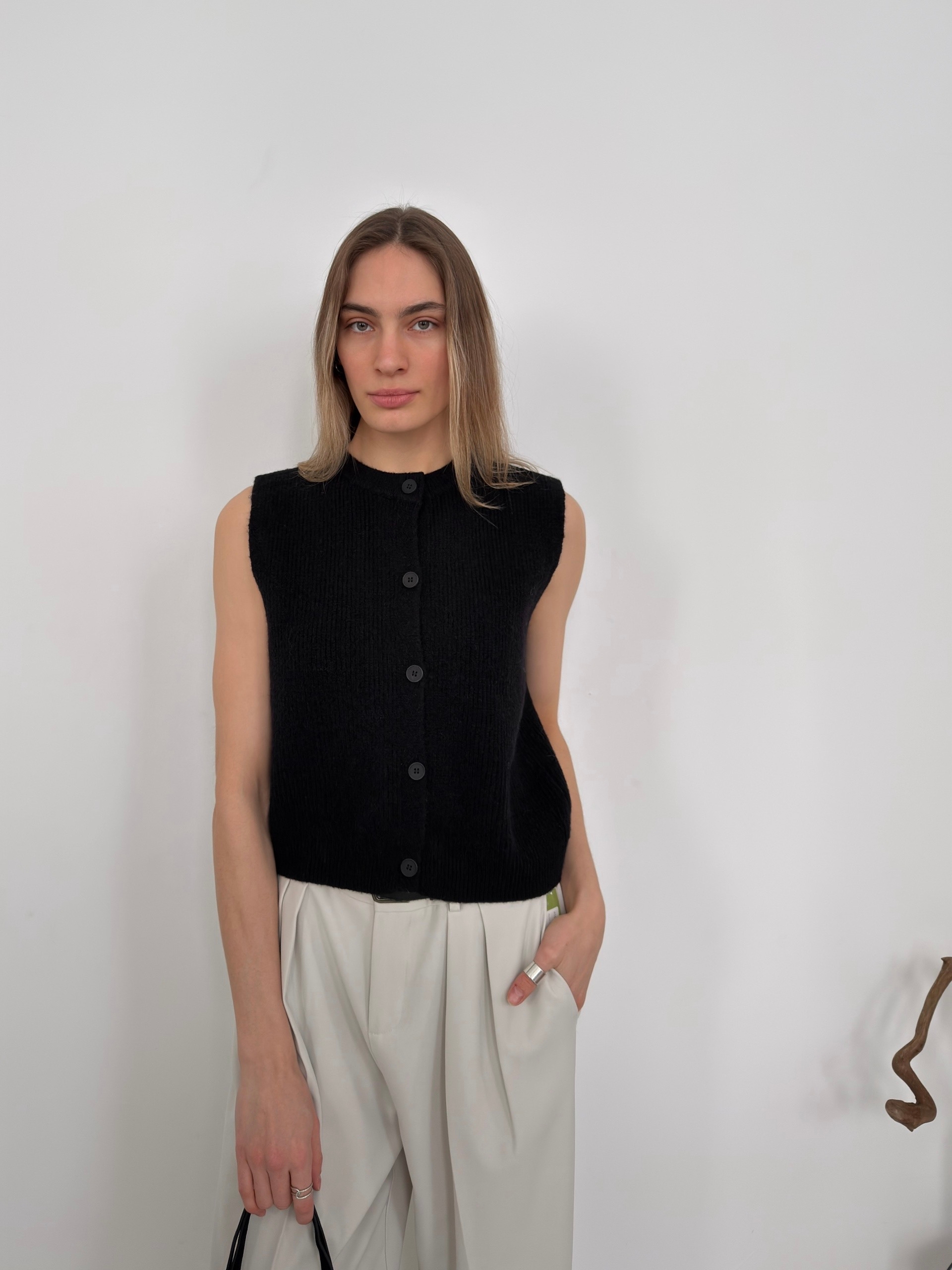 Жилет 308 в рубчик трикотаж