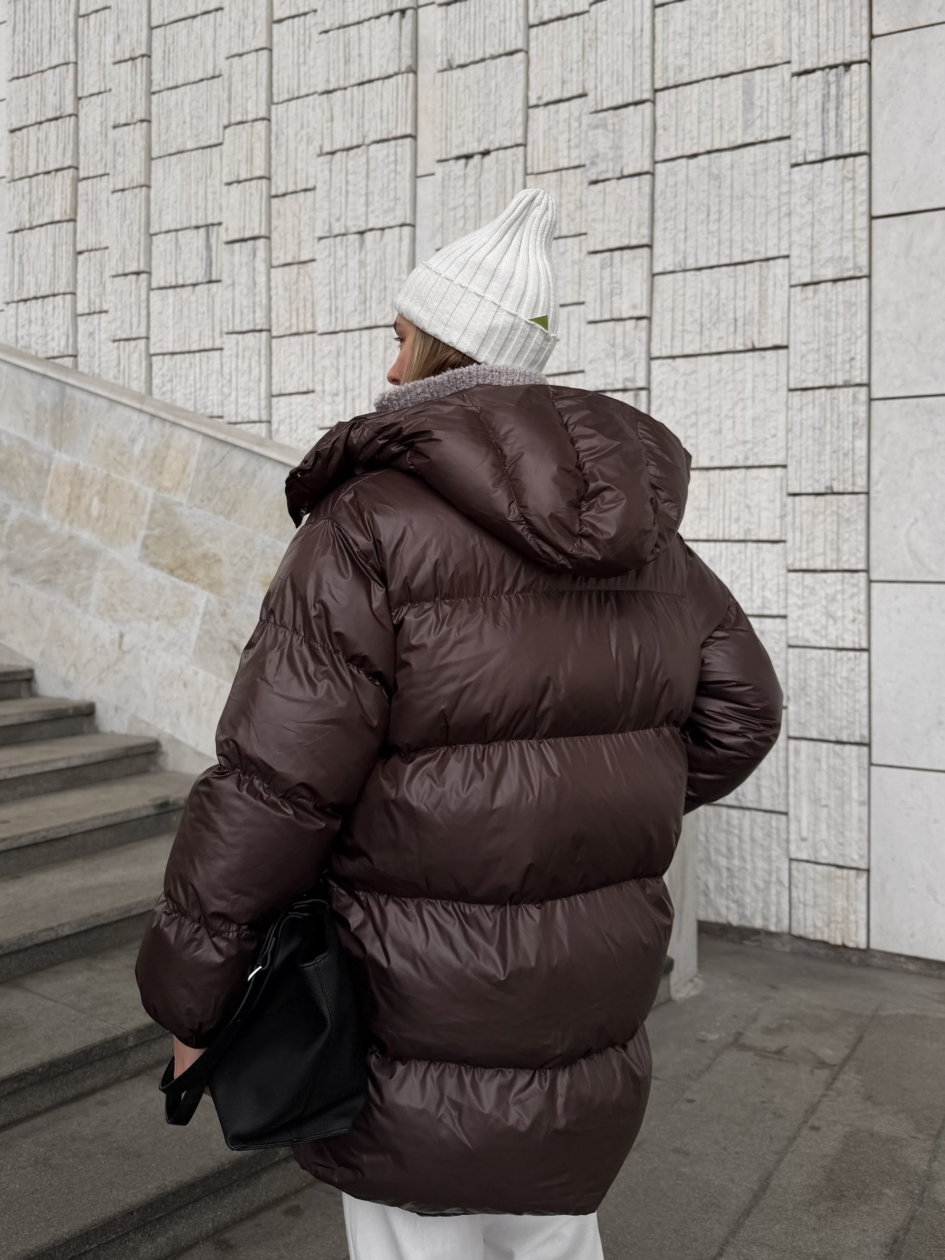 Куртка W5920 прямая средняя длина