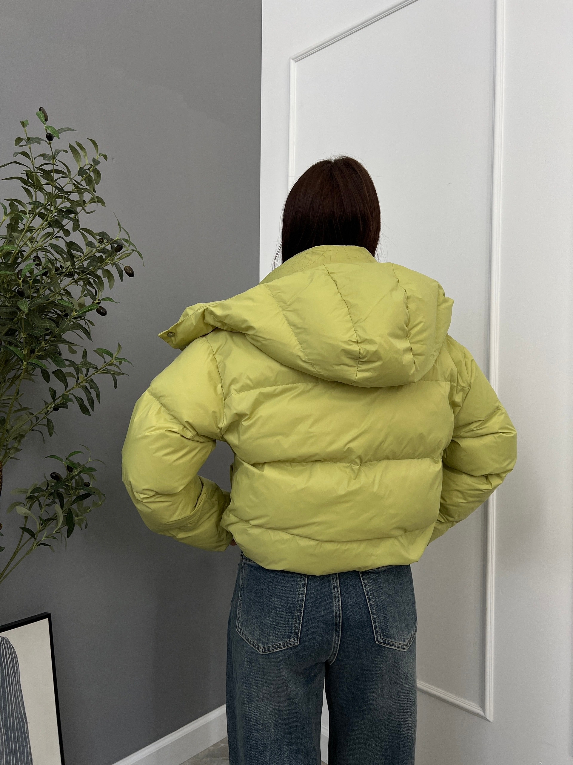 Куртка W 688 средн длина