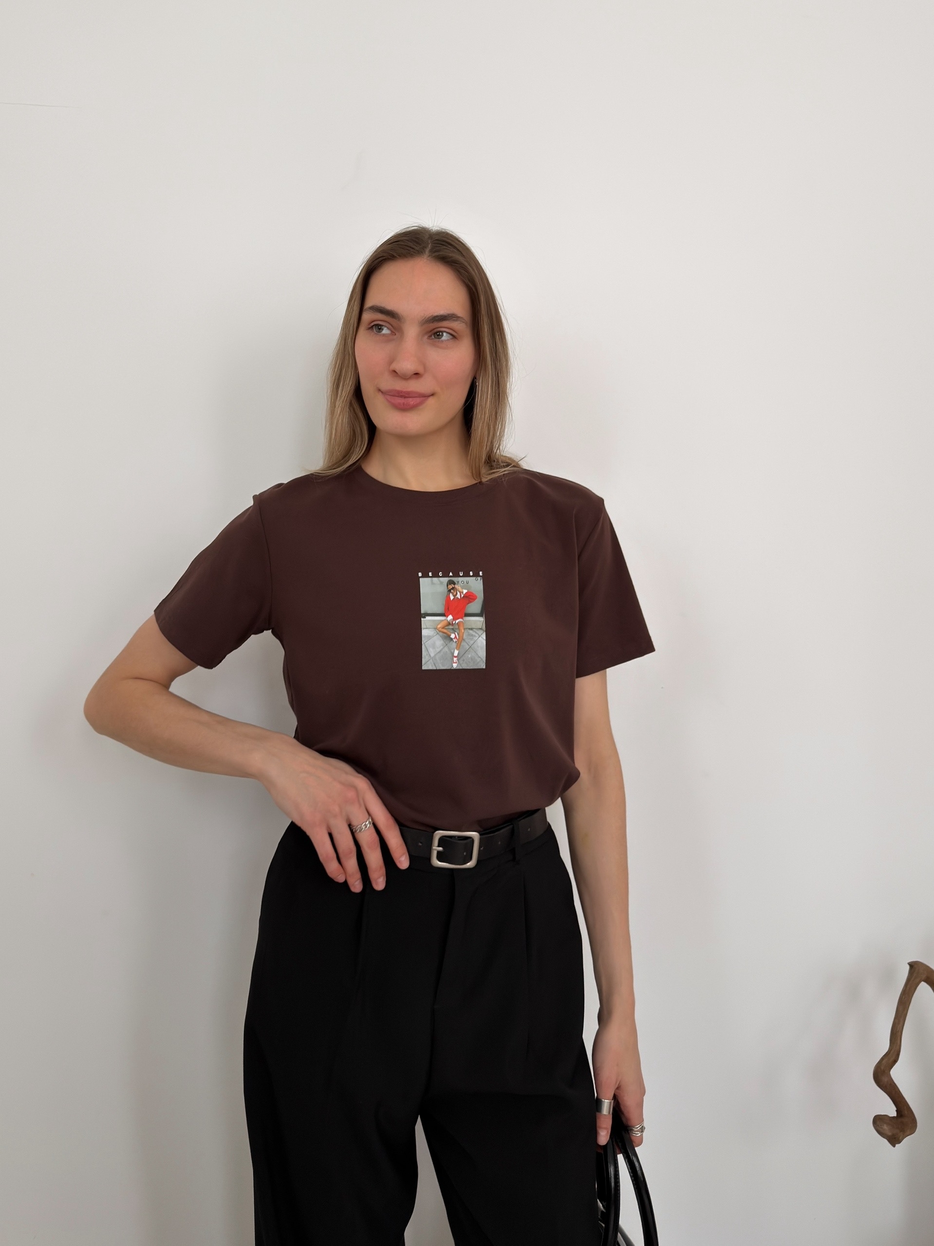 Футболка Korea 8268 Because  девушка