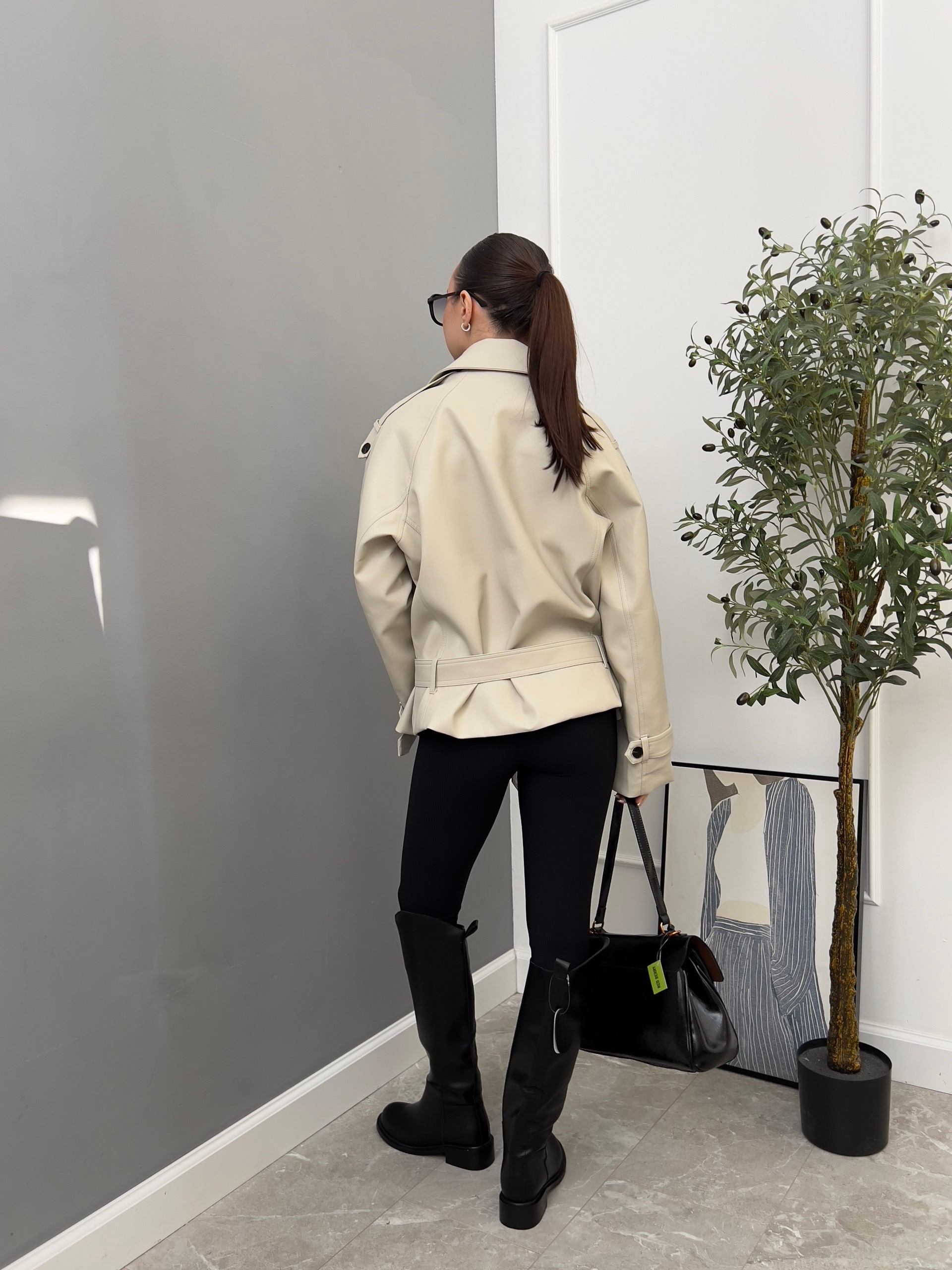 Кожанка W 9371 с поясом