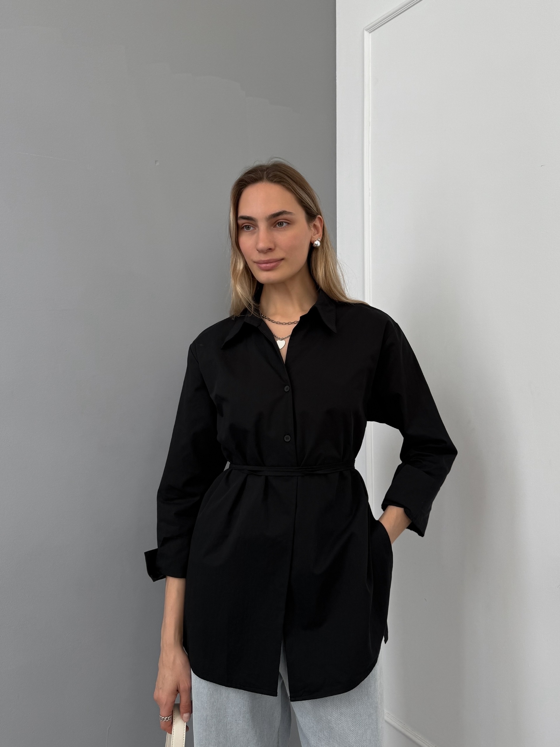 Рубашка Daqin 25290 с поясом удлиненная