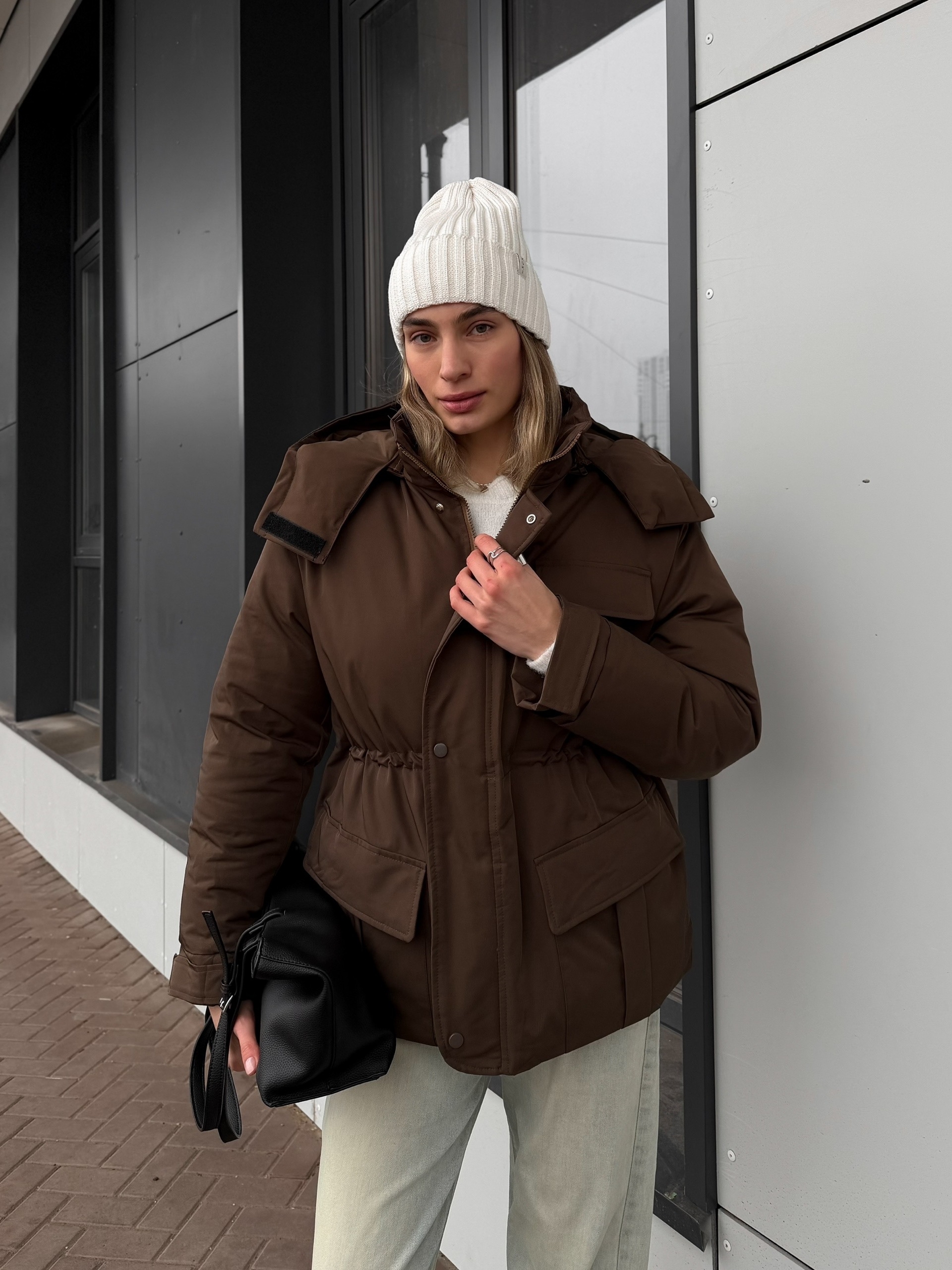 Куртка Base Girlie 1512 затяжки внутри