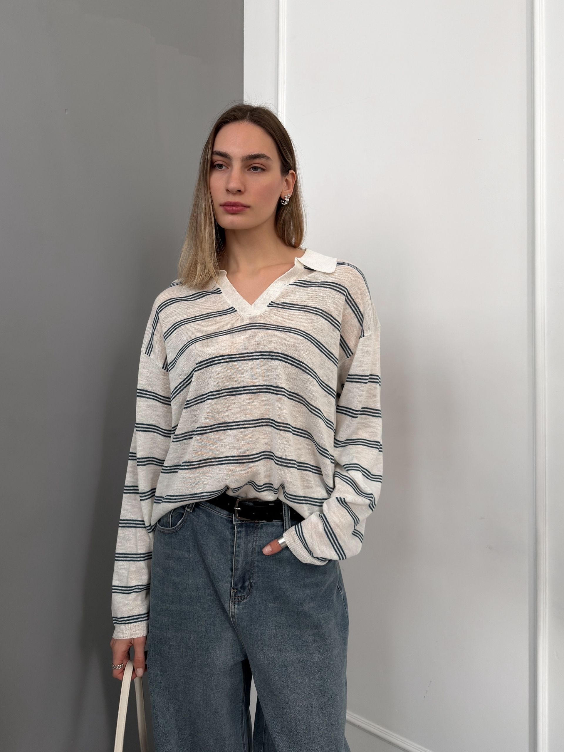 Джемпер WG 6855 v вырез полоска