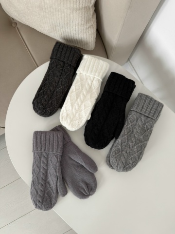 Аксессуары - Варежки MapleLeaf узор подворот