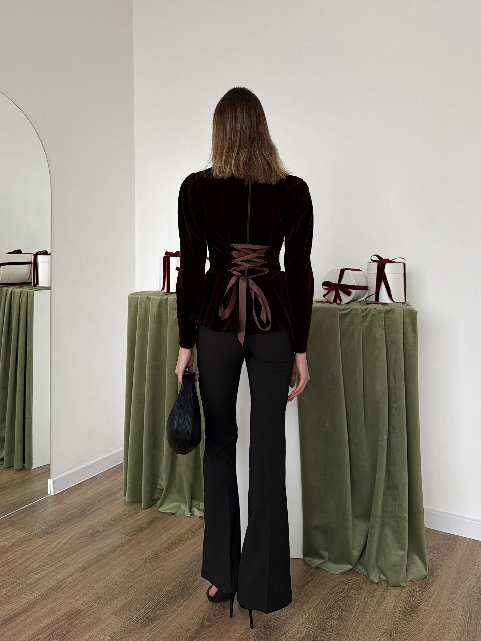 Блуза Monica квадратный вырез бархат