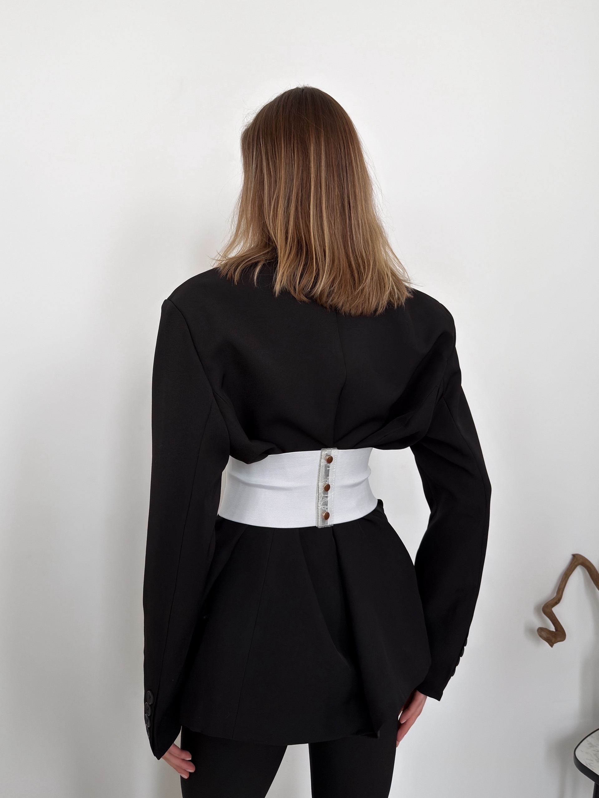 Пояс-корсет с кружевом