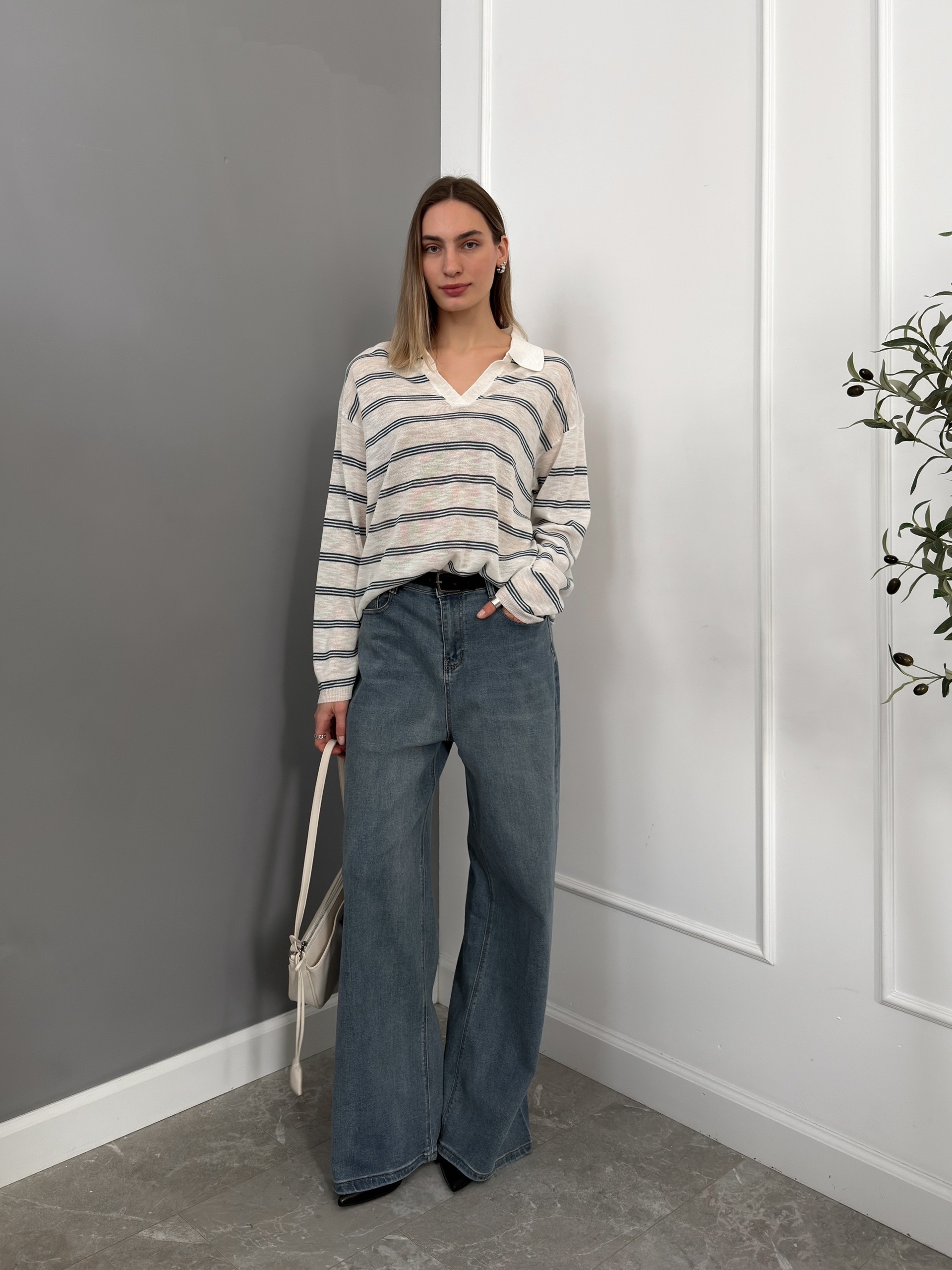 Джемпер WG 6855 v вырез полоска