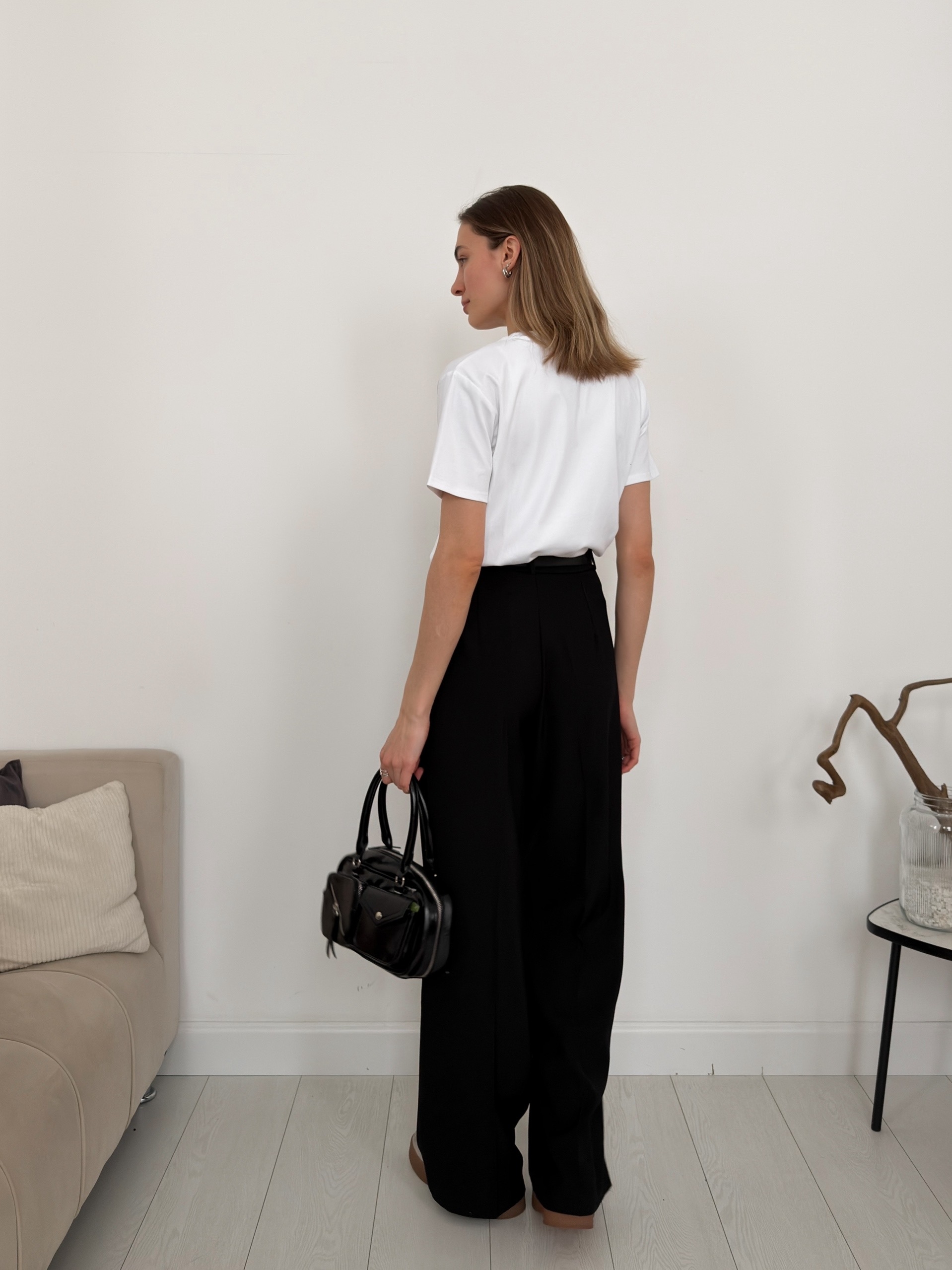 Футболка Korea 8268 Because  девушка