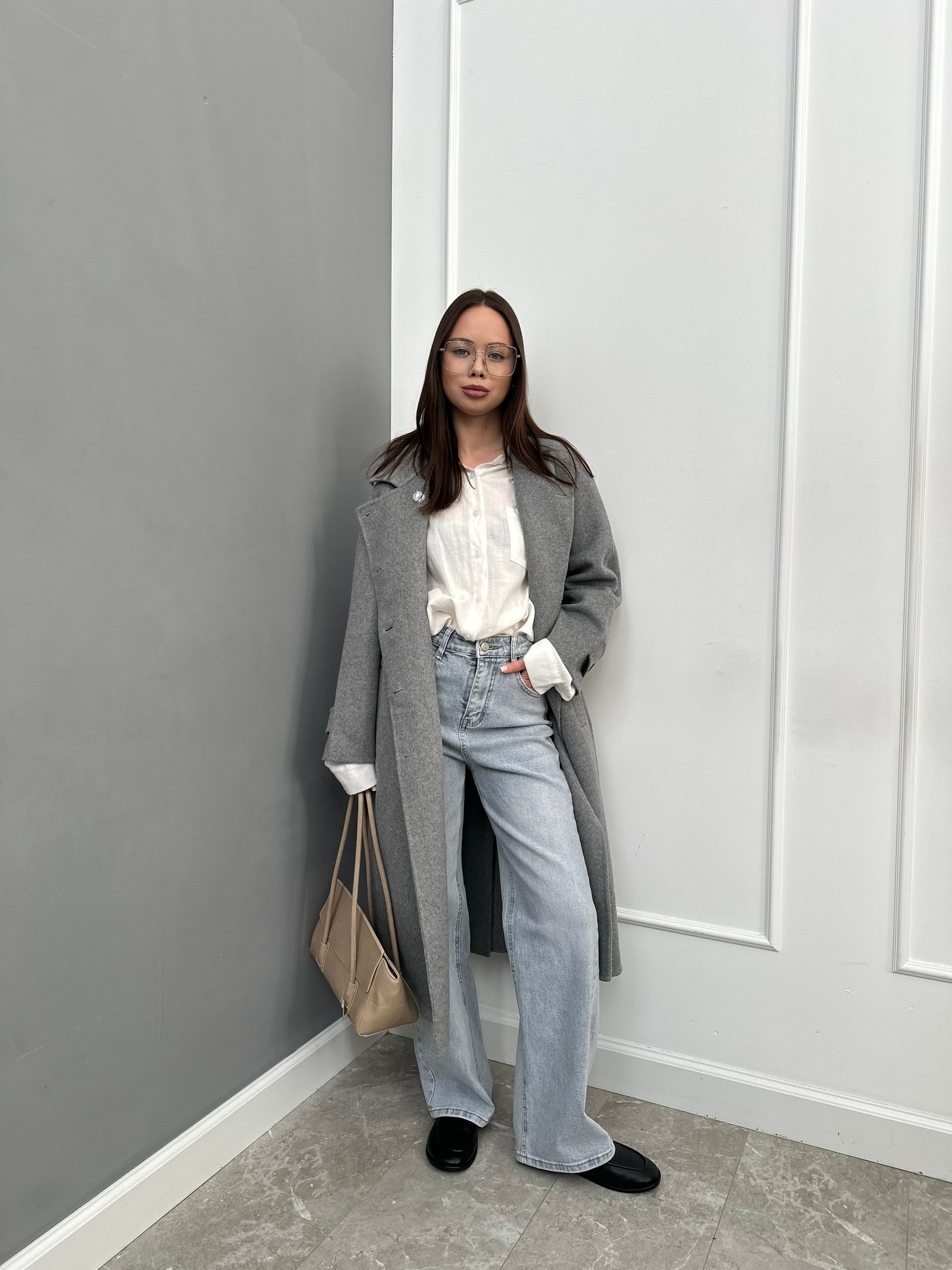 Пальто маленький ворот три пуговки