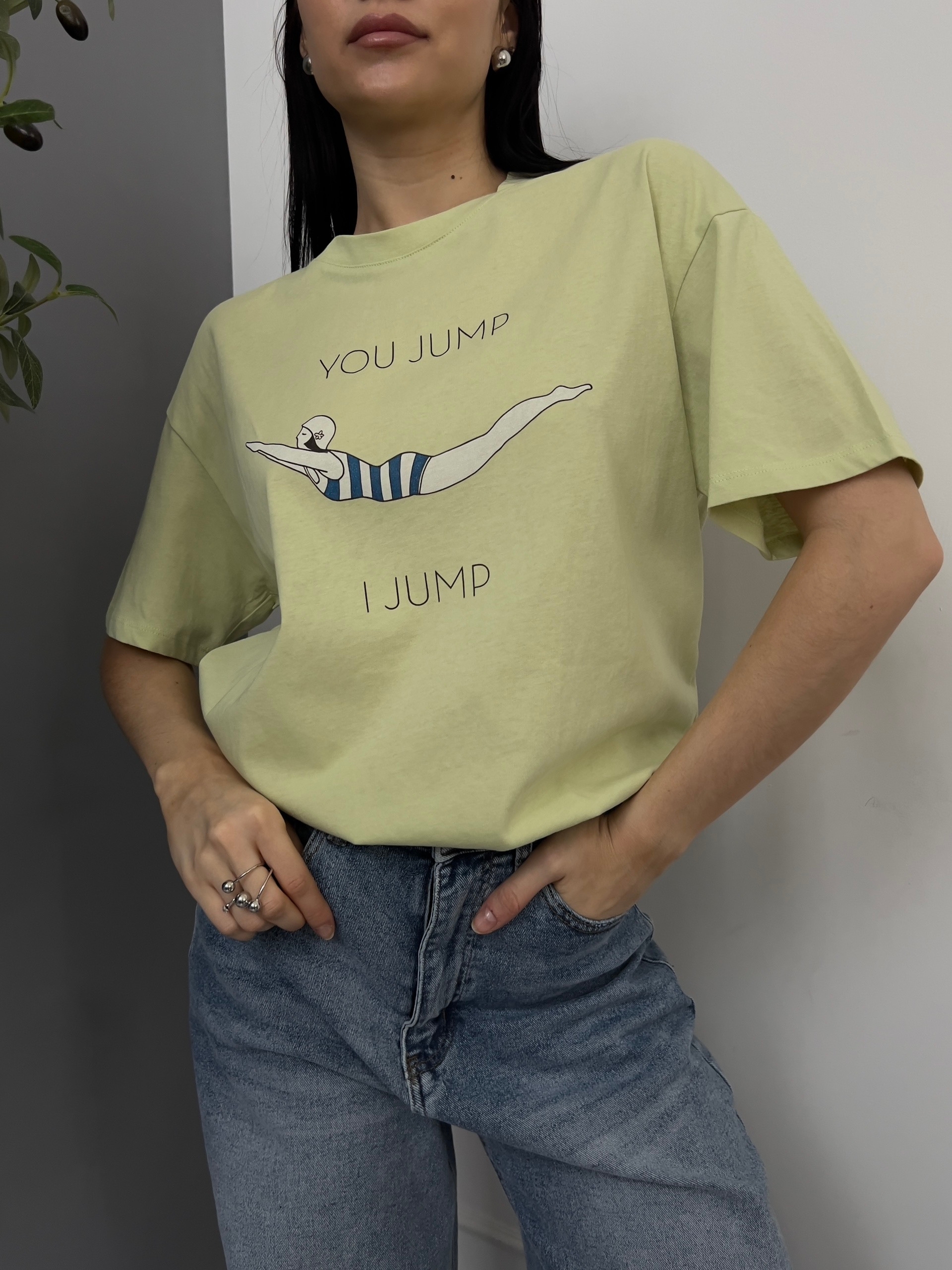 Футболка MISS HAN you jump