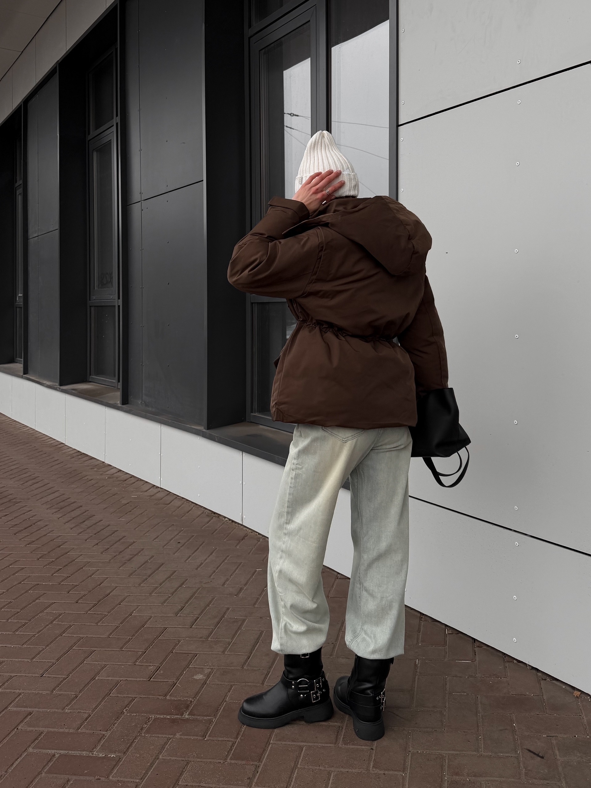 Куртка Base Girlie 1512 затяжки внутри