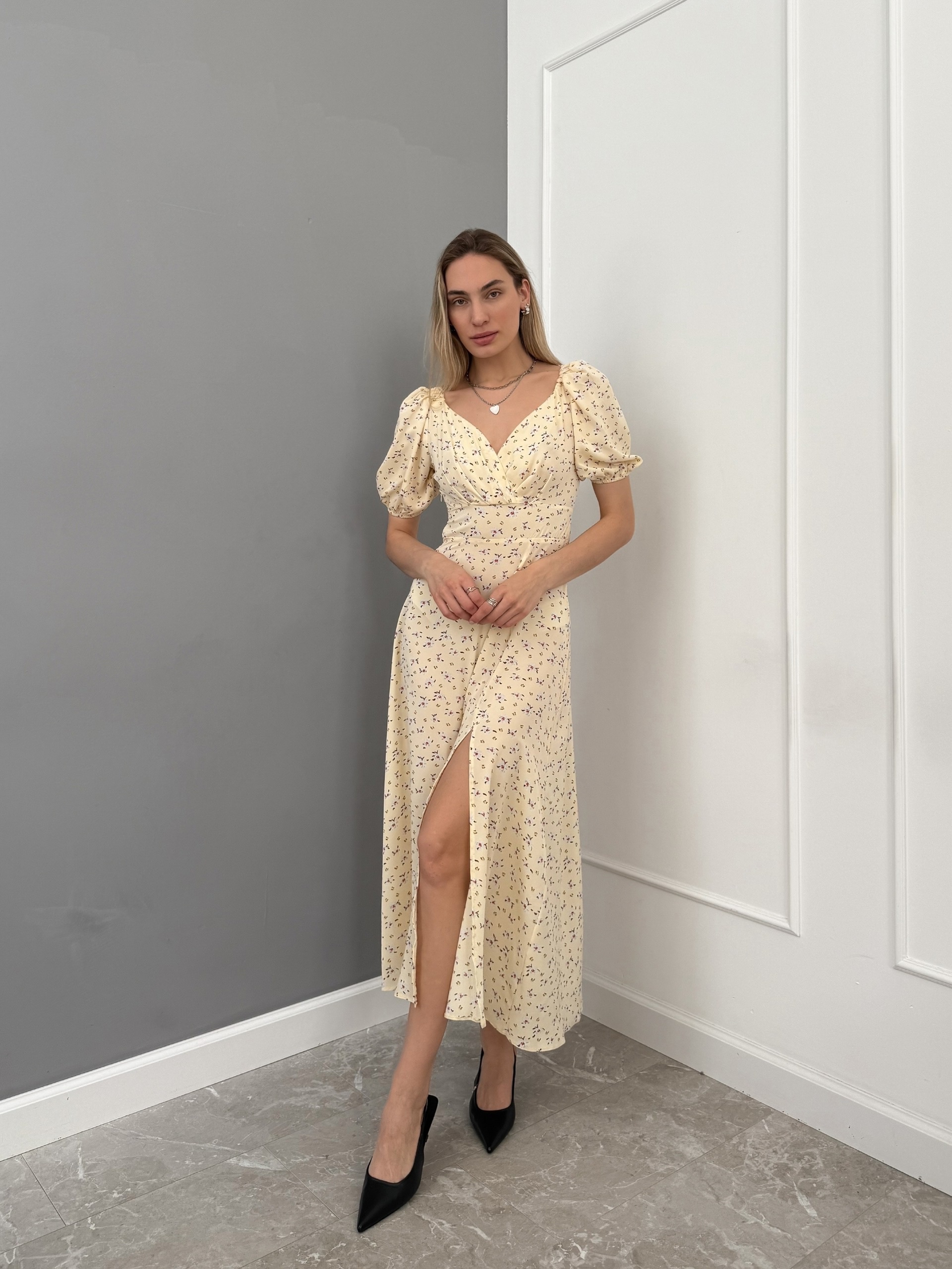 Платье Dress цветочн принт V вырез