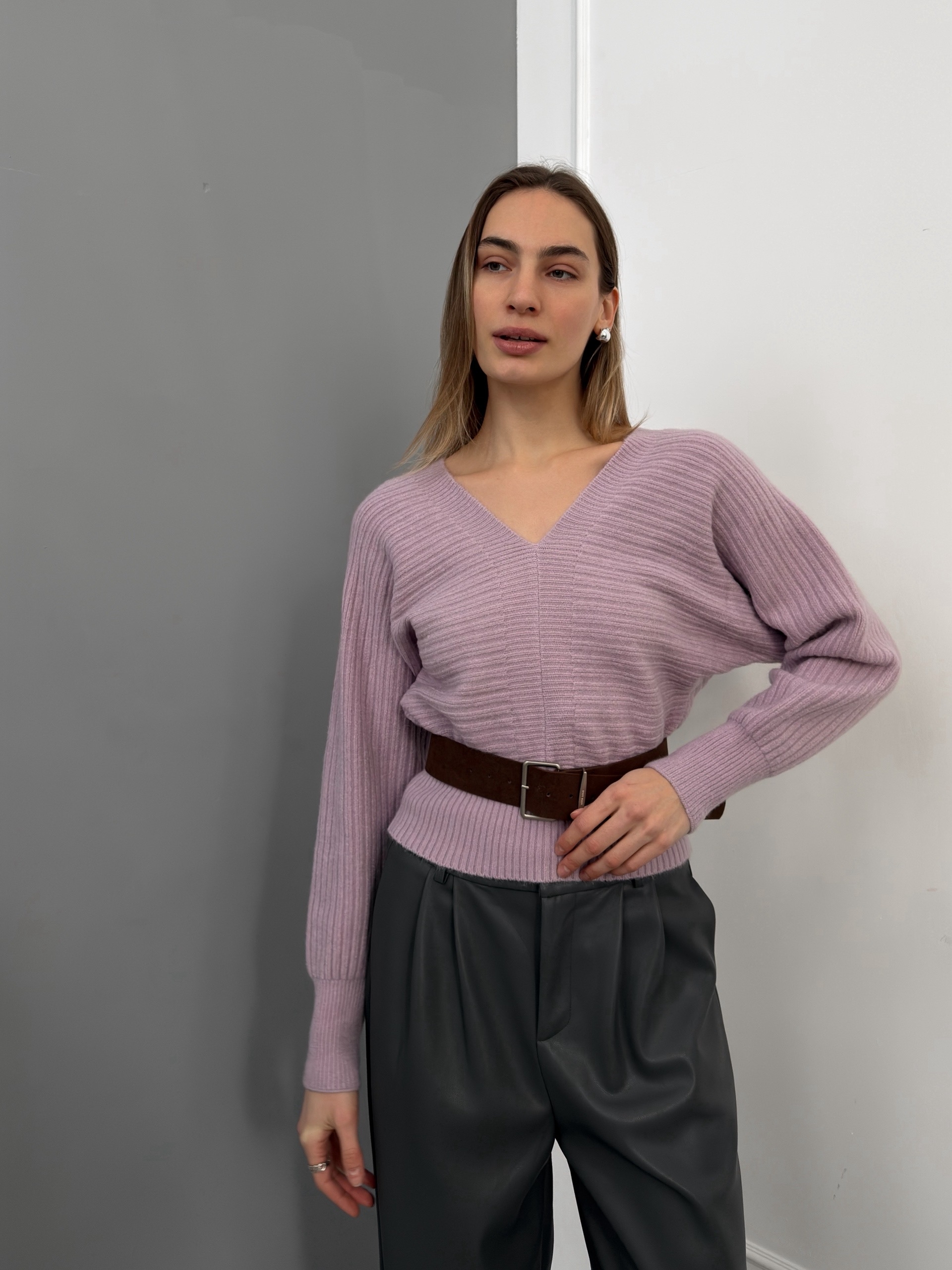 Джемпер WG WE W8072 v вырез+ремень