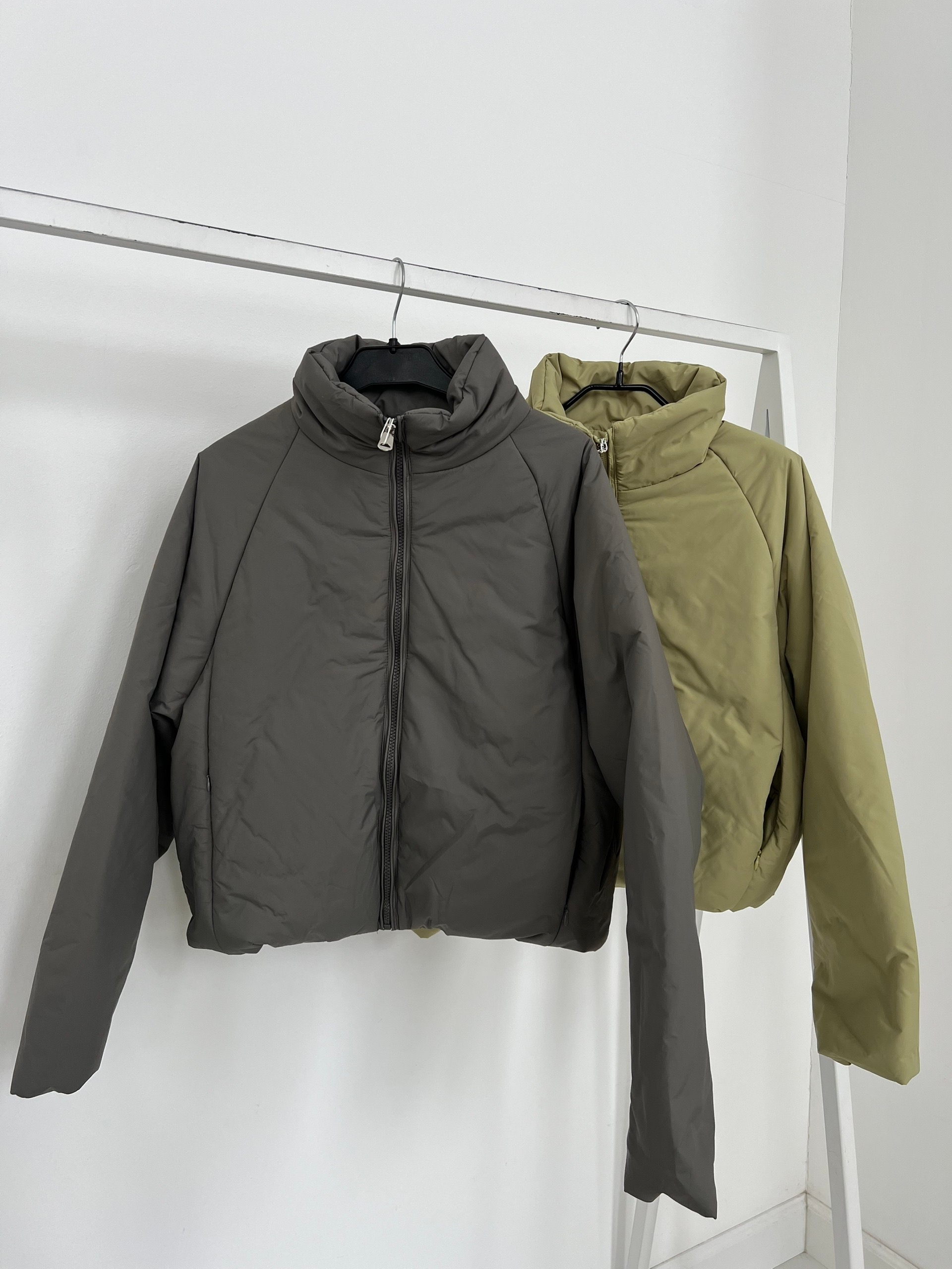 Куртка W 637 короткая