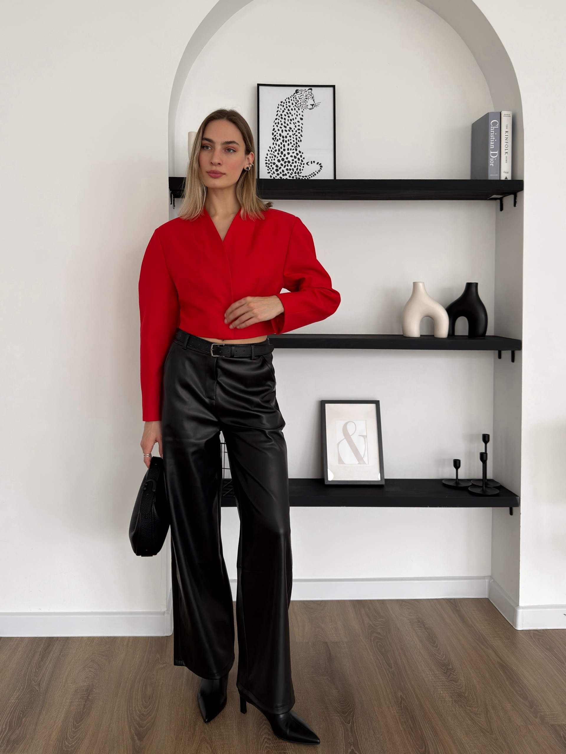 Жакет Liza 2222 укороченный объемные плечи