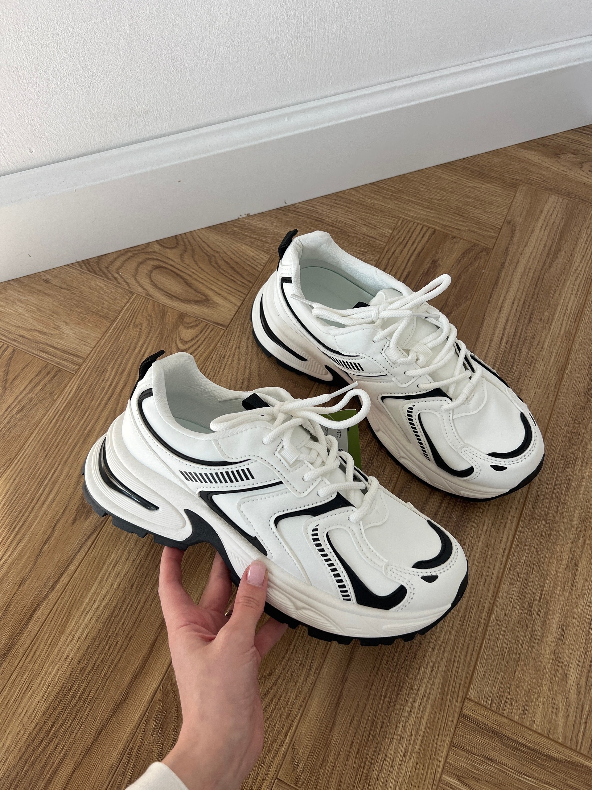 Кроссовки Perfect Love F214 двухцветные