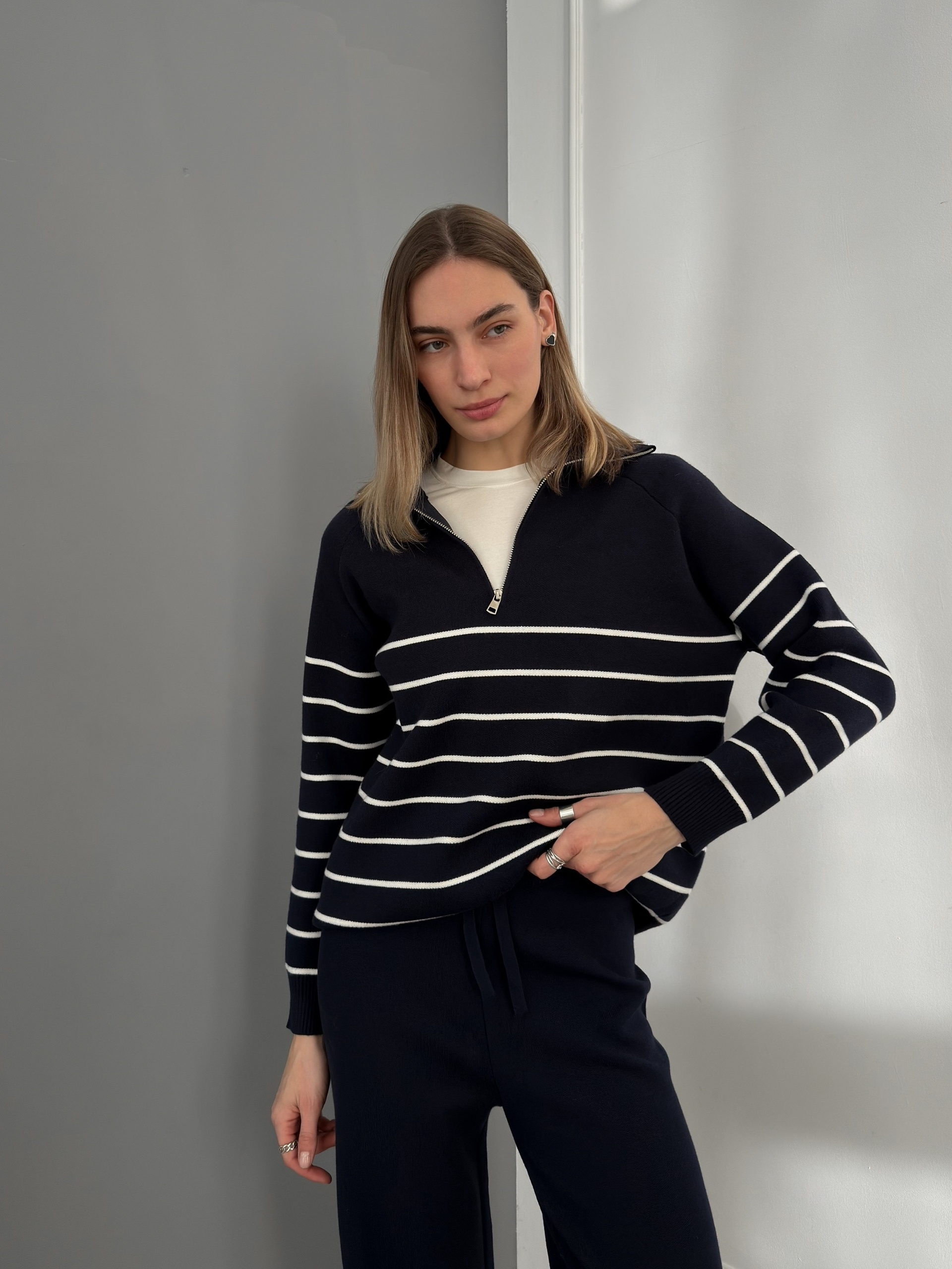 Костюм Korea 716 поло на замке в полоску+брюки