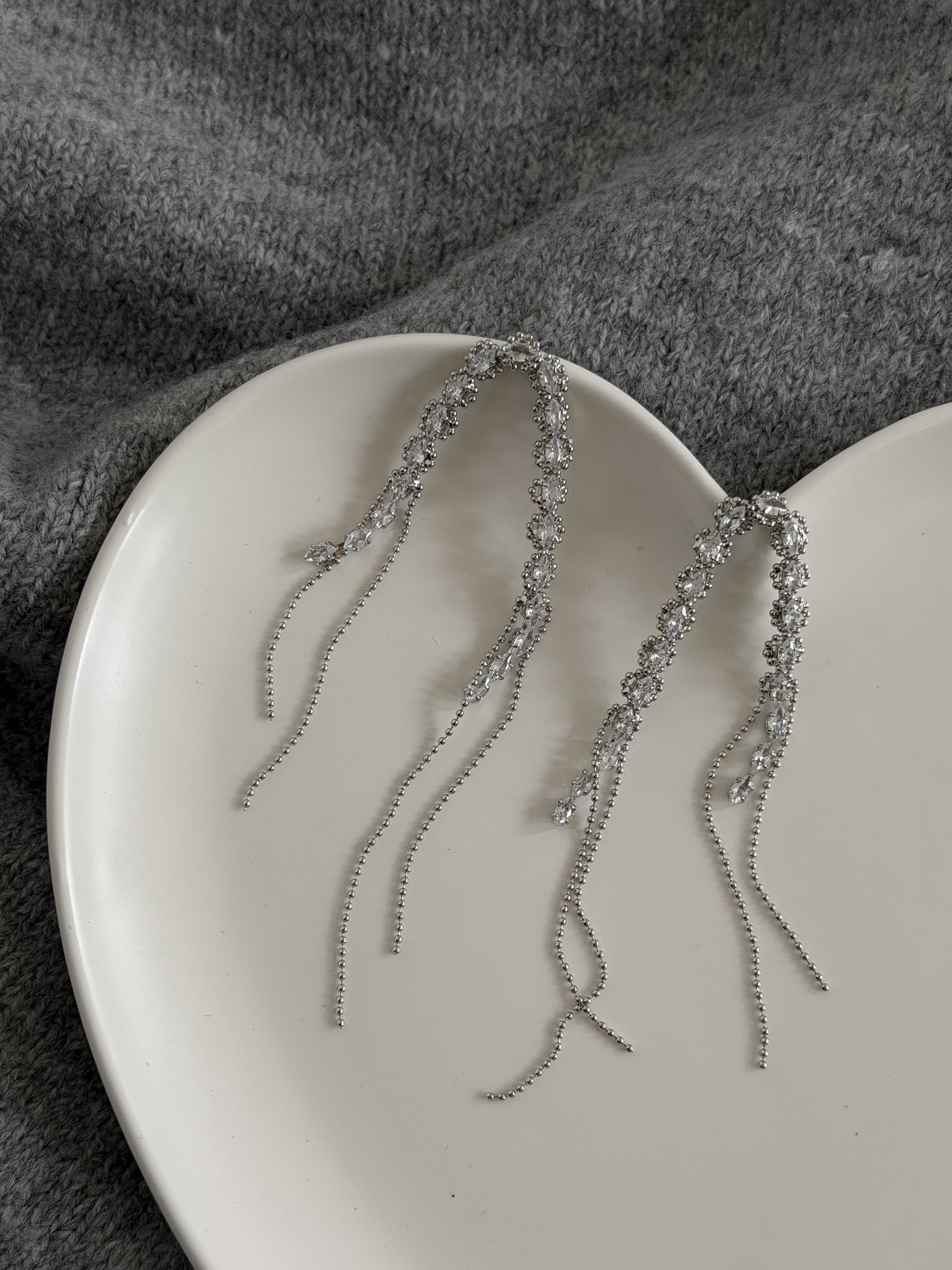 Серьги стразы висюльки