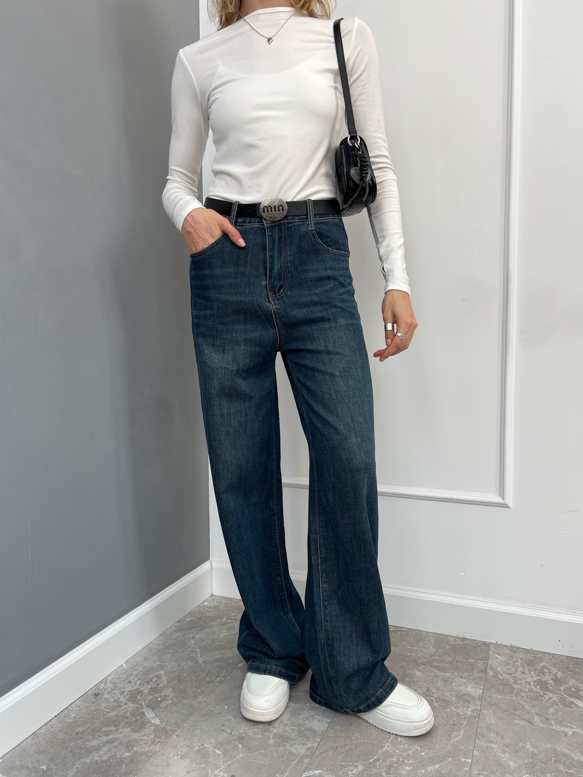 Джинсы Denim 552 прямые с ремнем пряжка min