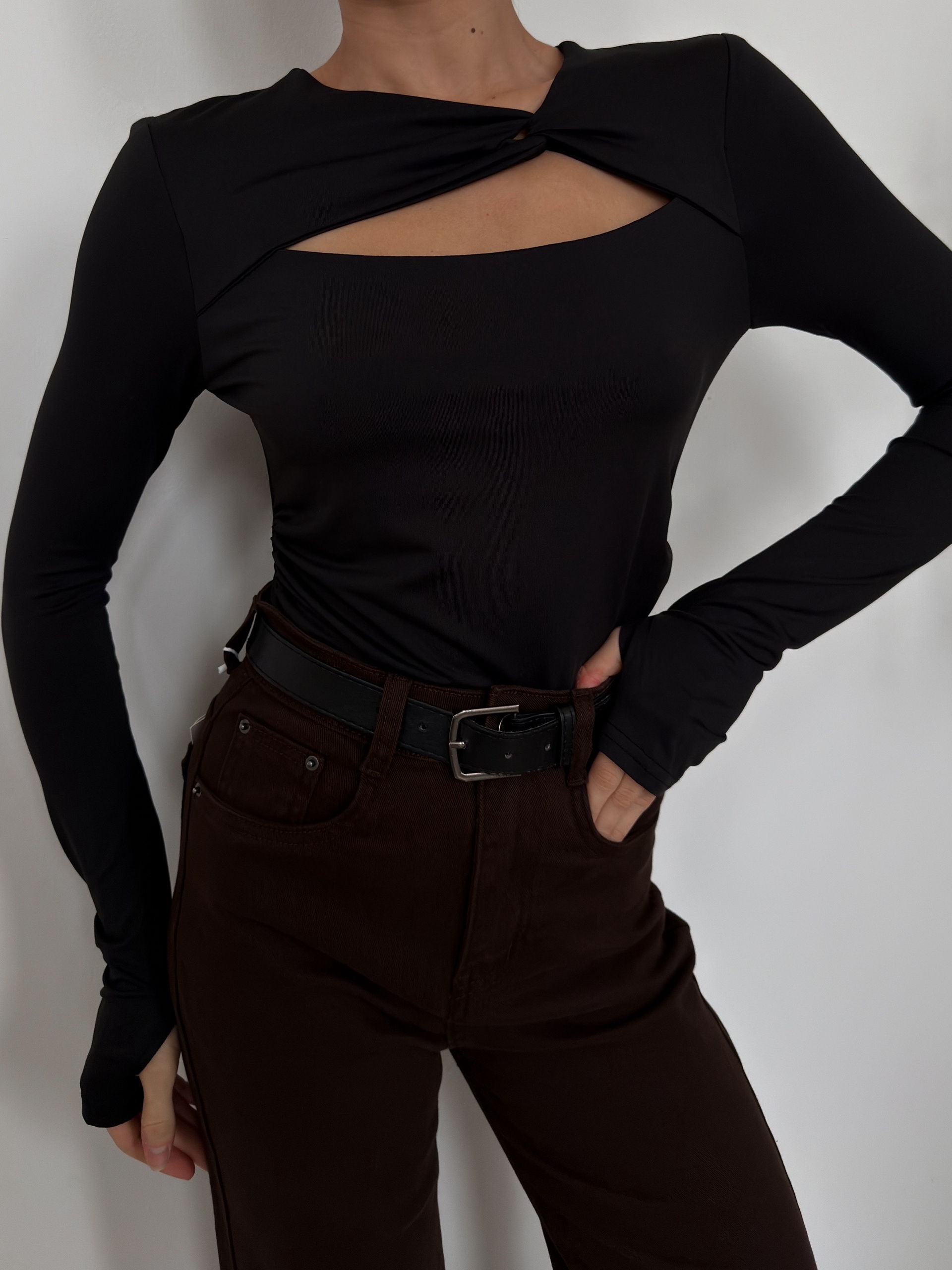 Кофточка Nama 023 вырез сборки на талии