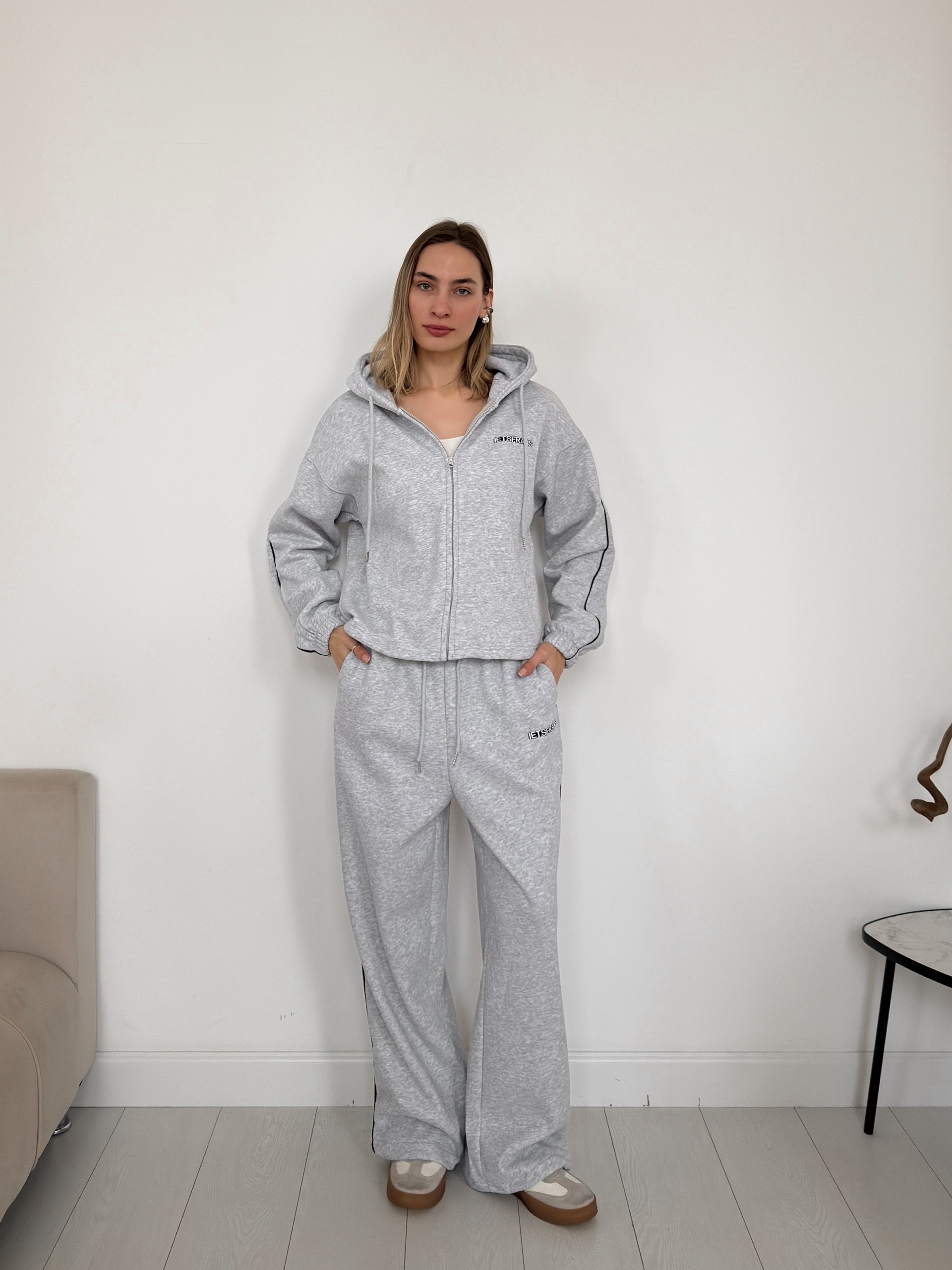 Костюм 2038R letsfrans строчка на штанах