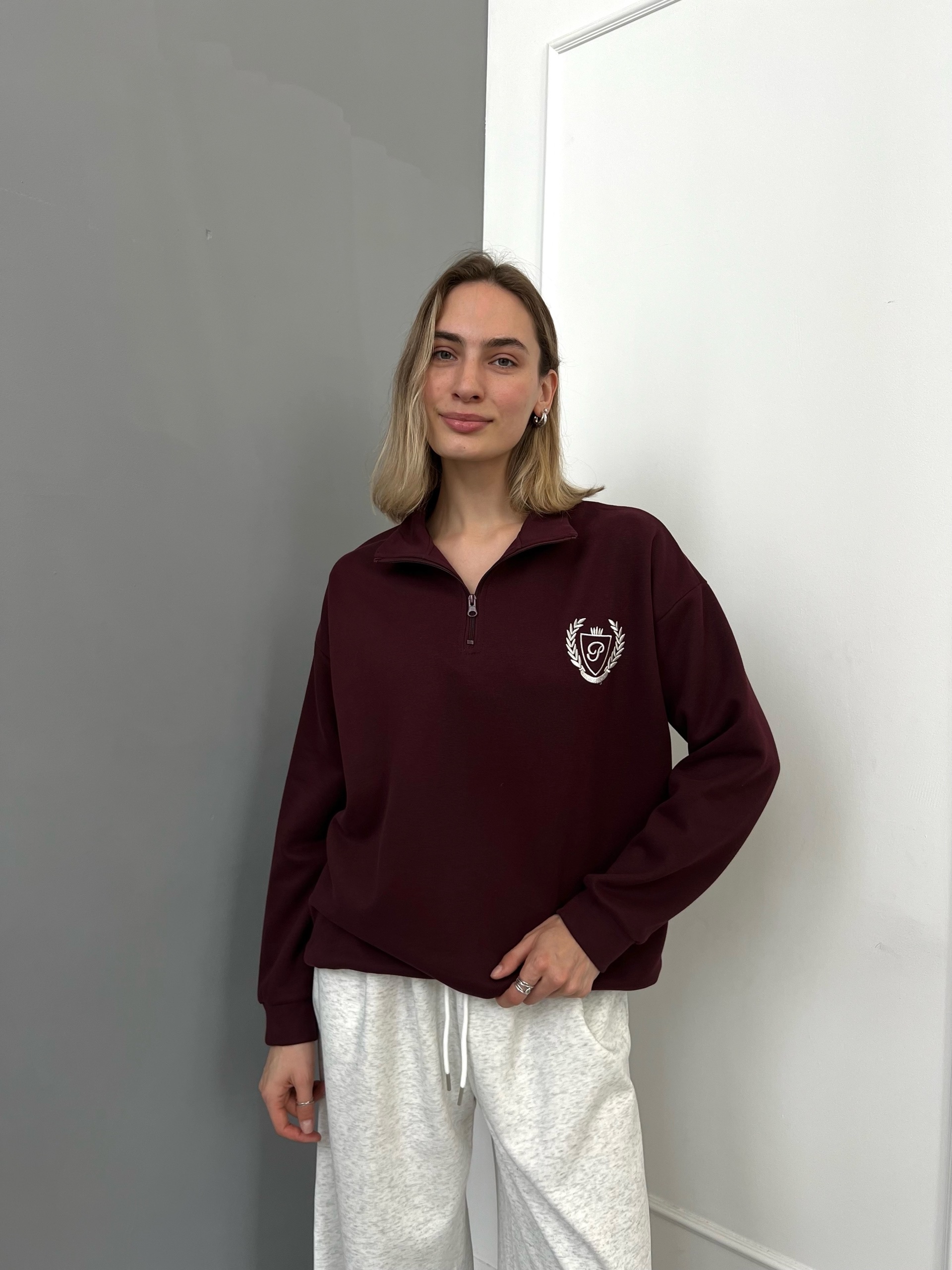 Свитшот 33code эмблема B264