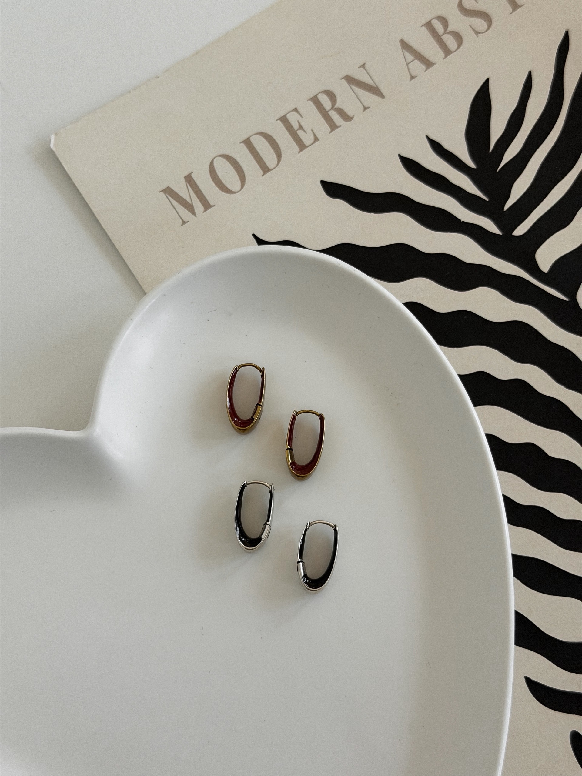 Серьги овал внутри цветные