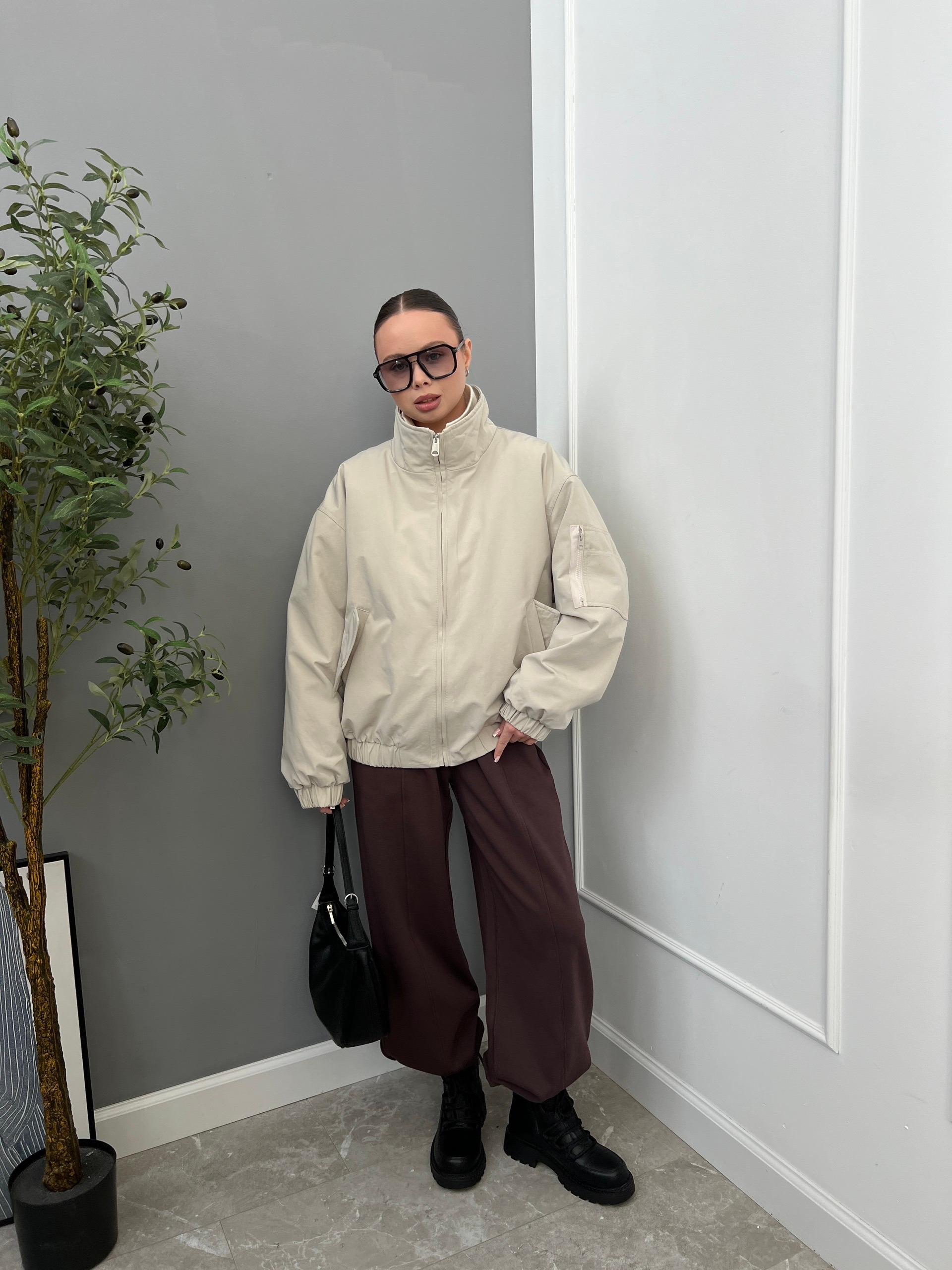 Бомбер W 667 кармашек на рукаве