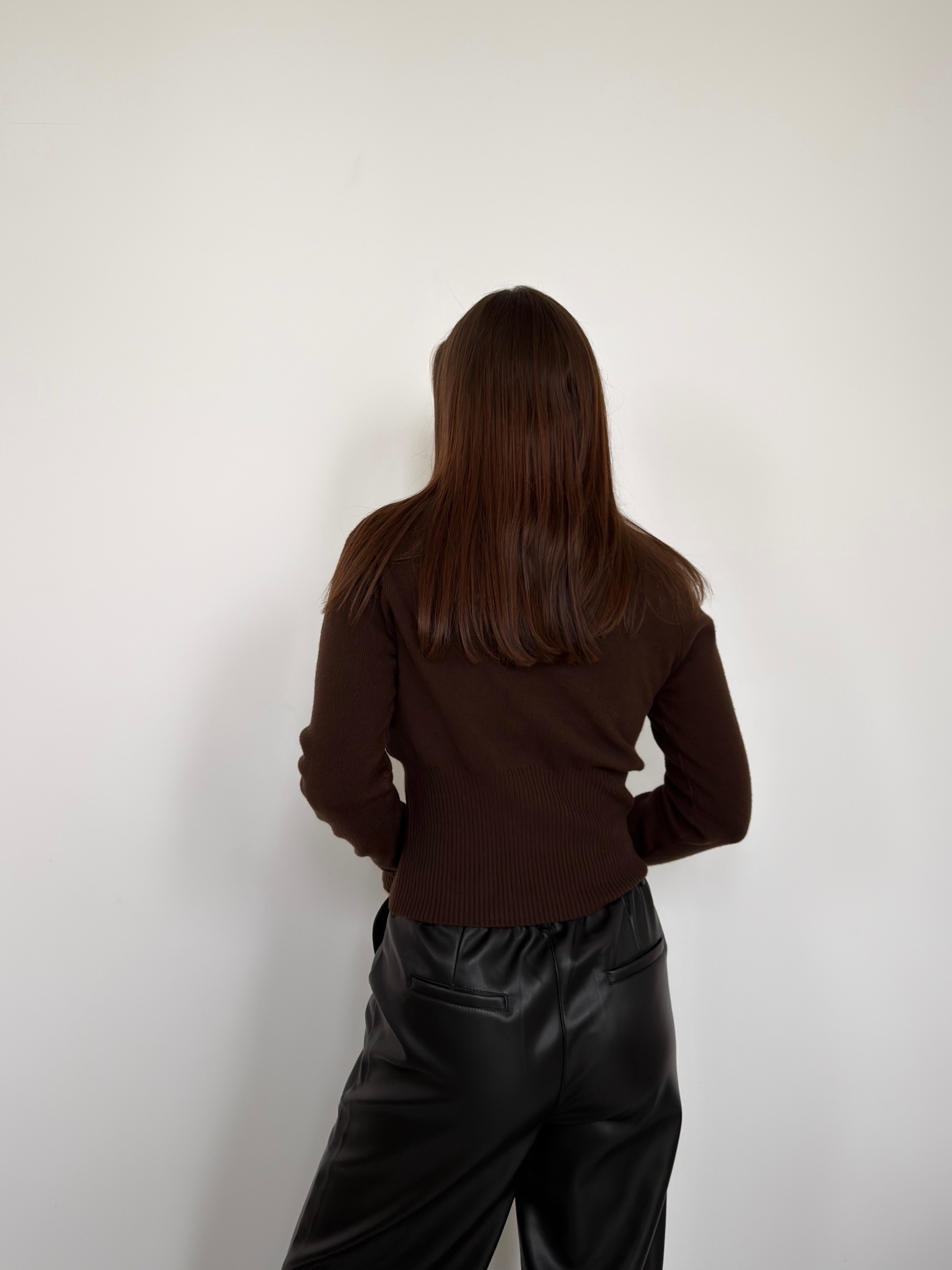 Кардиган приталенный на пуговках