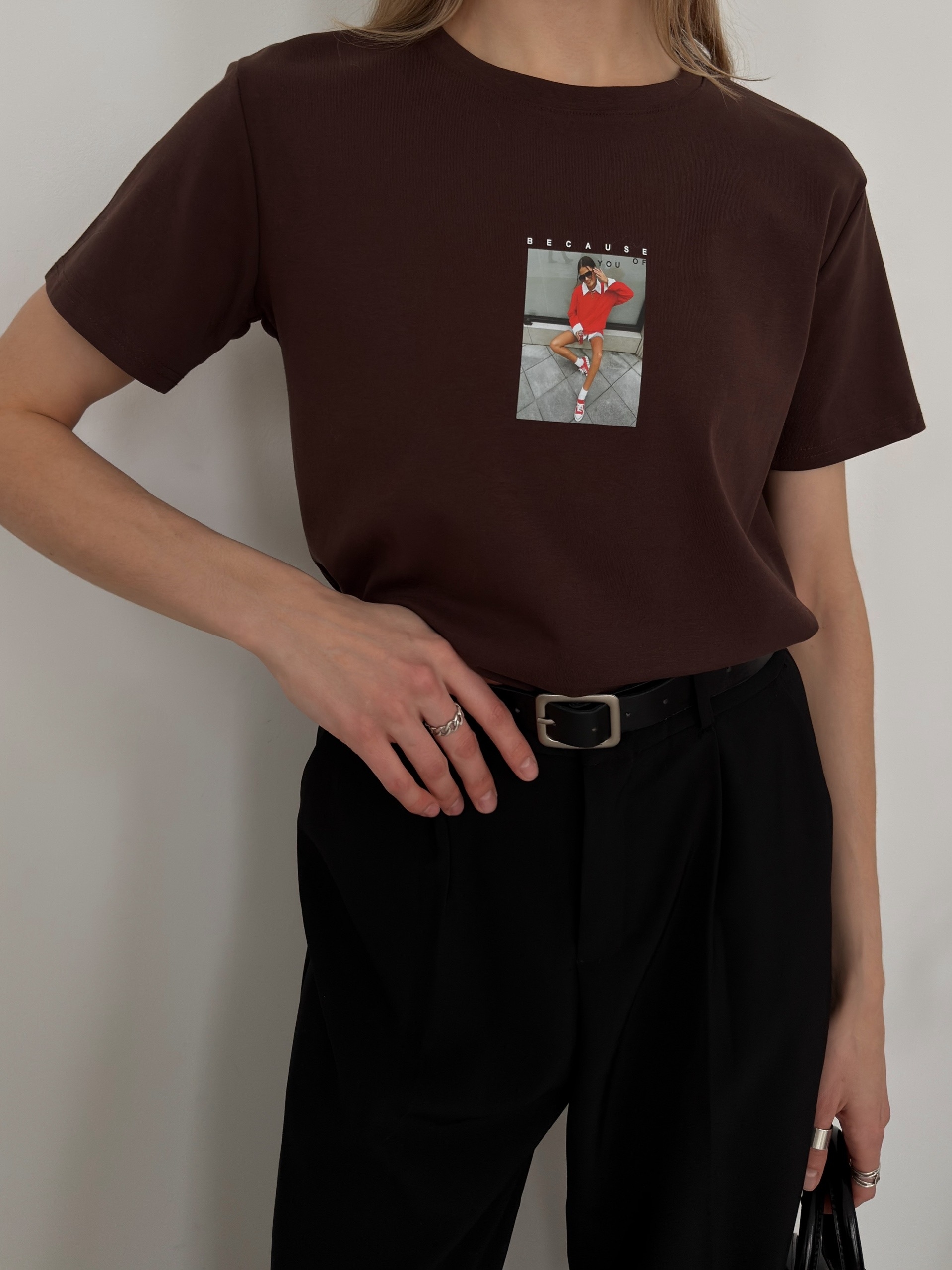 Футболка Korea 8268 Because  девушка