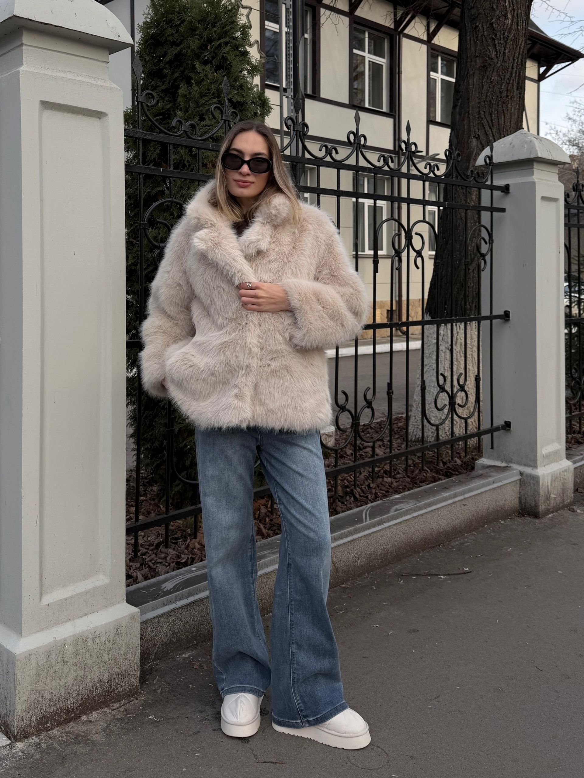 Шуба W 6682 пушистая средн длина