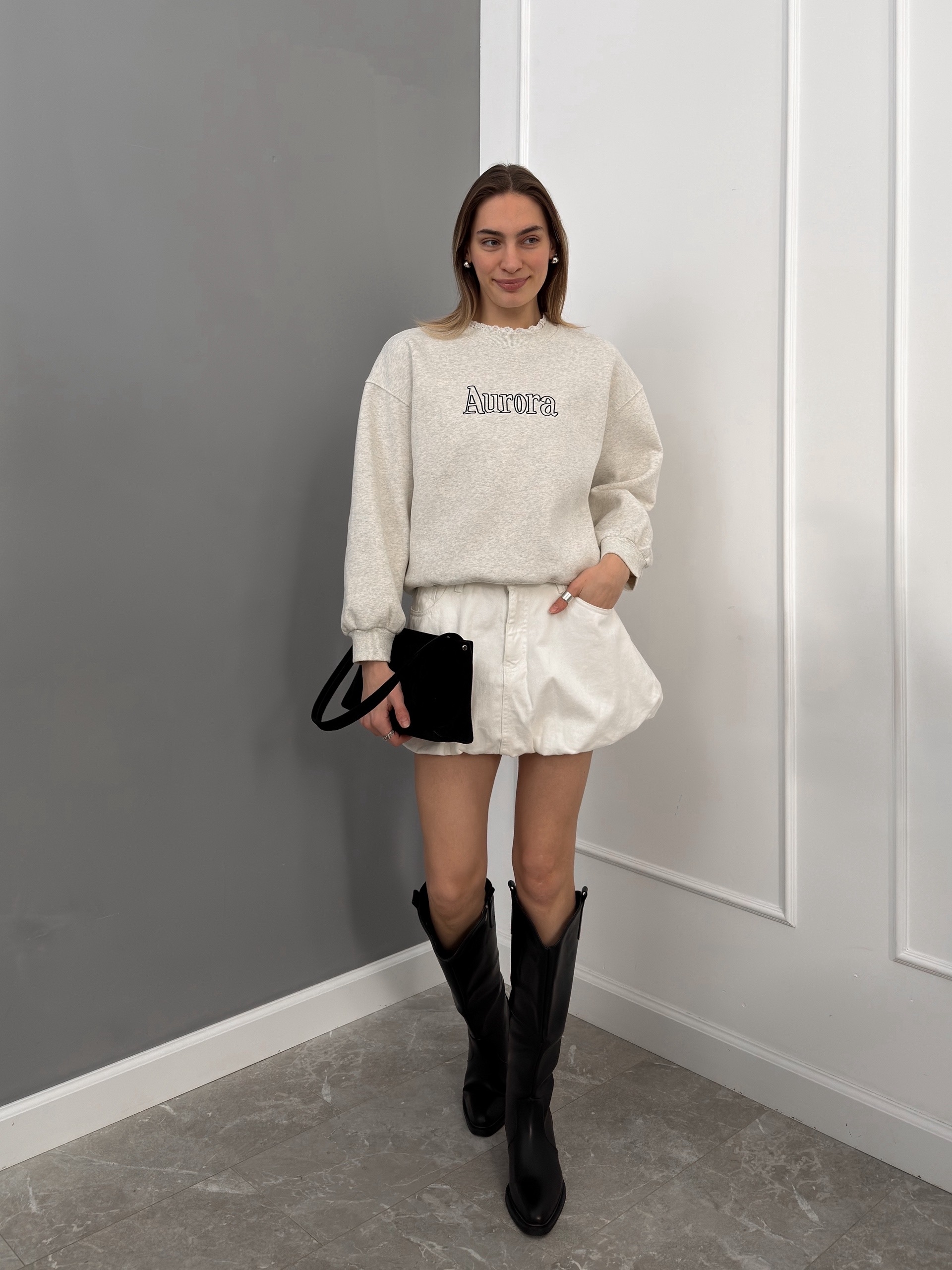 Свитшот 498 Aurora флис кружево на вороте