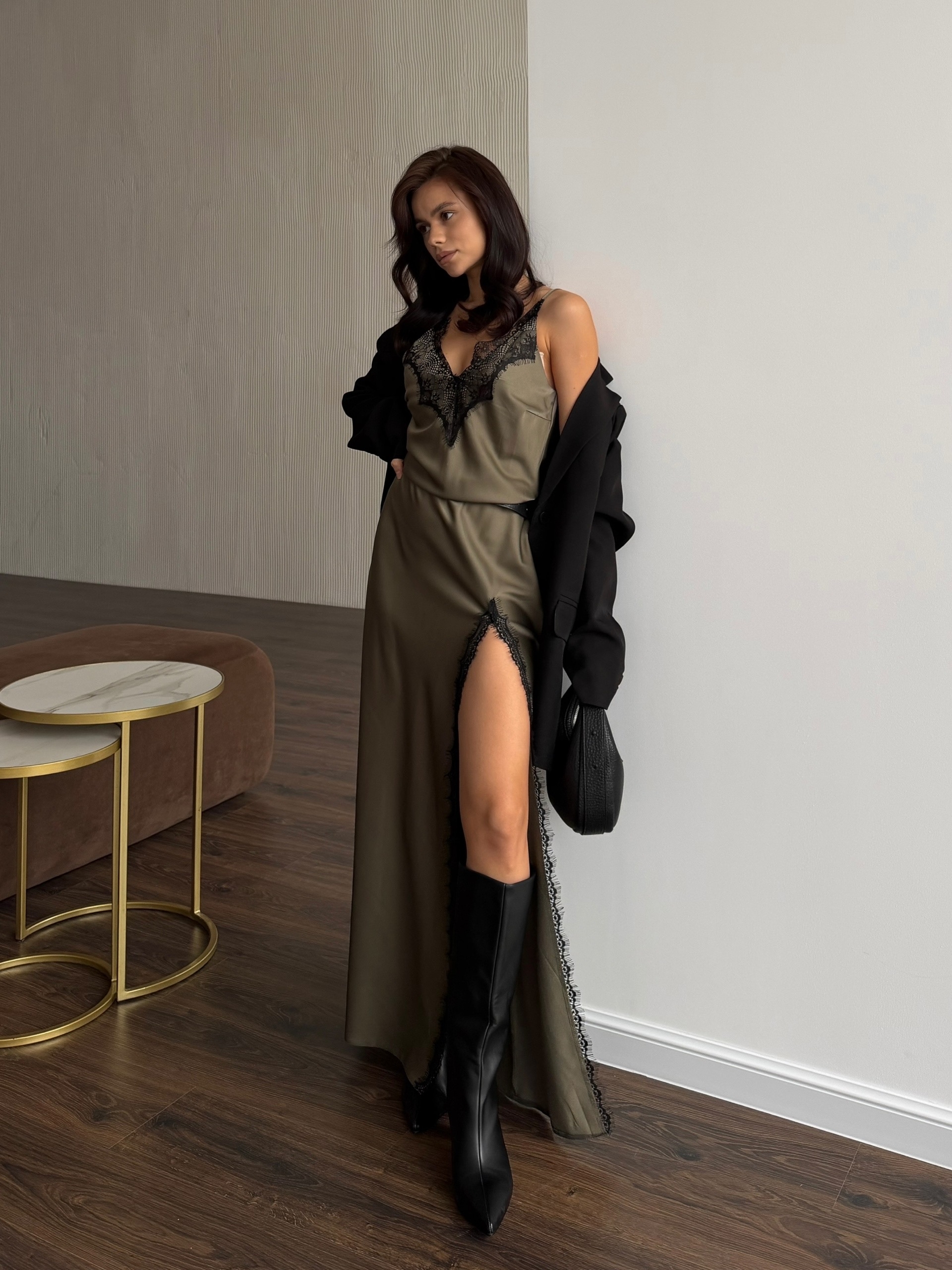 Платье Liza 145 на бретельках кружево