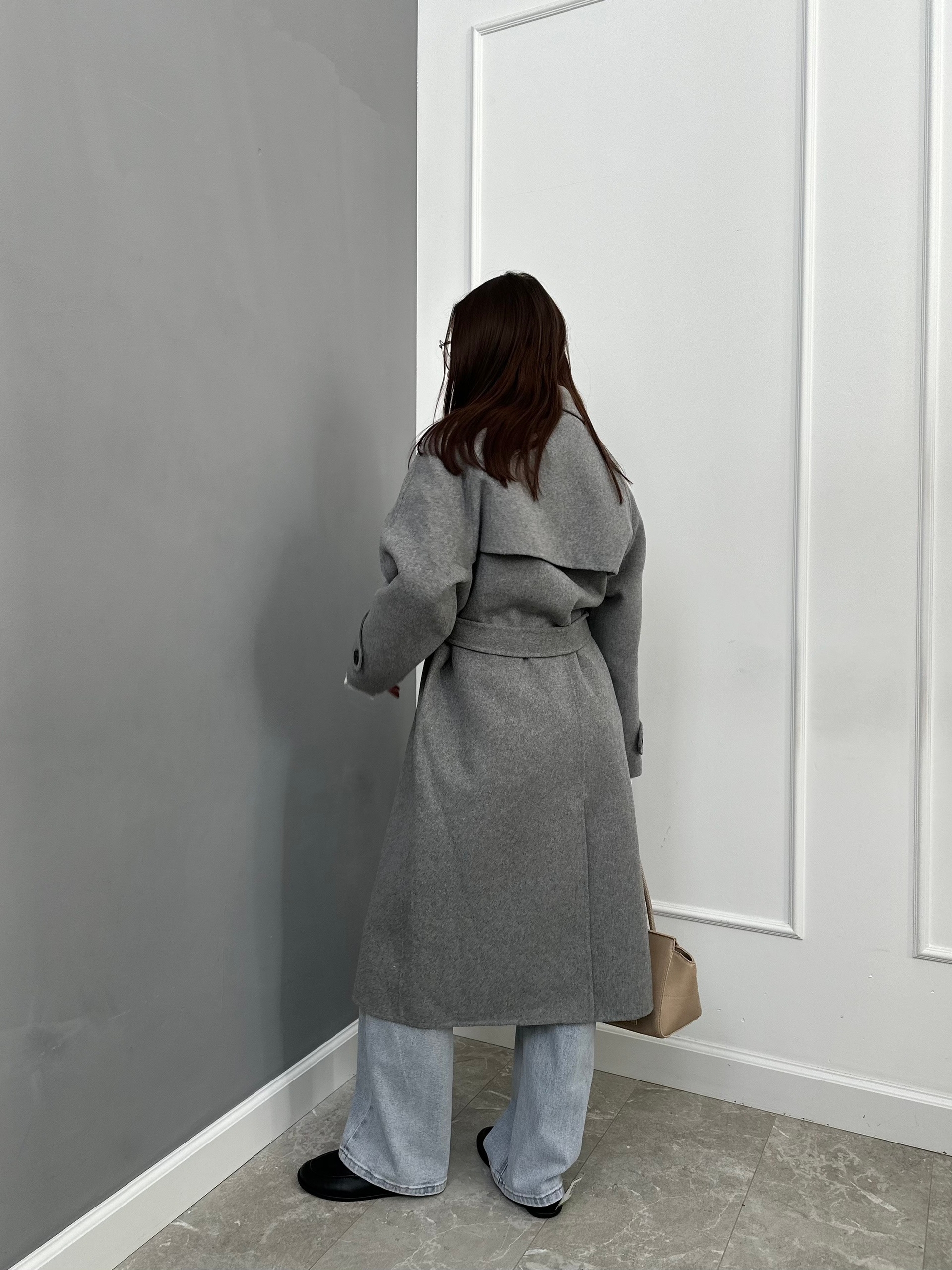 Пальто маленький ворот три пуговки