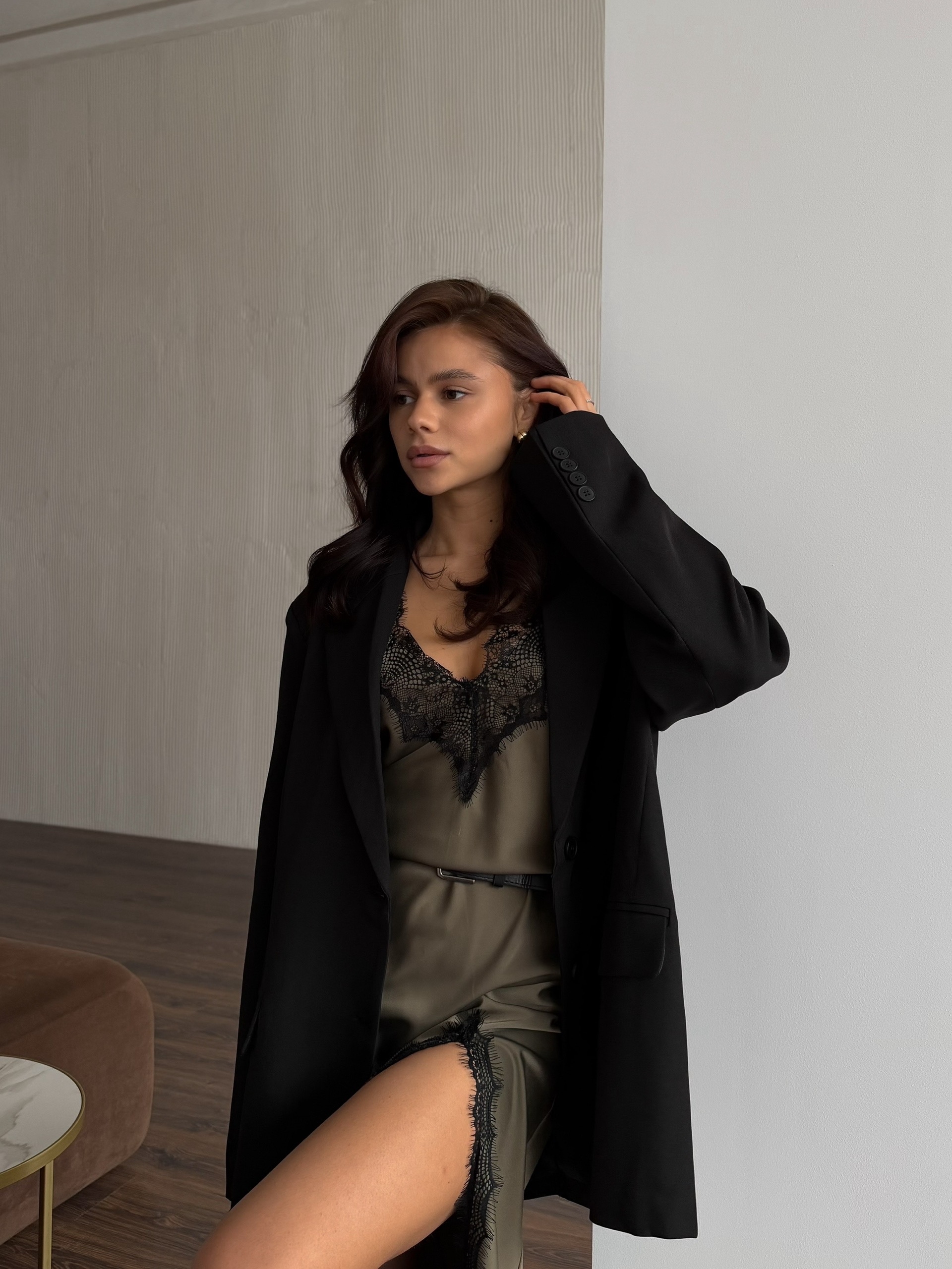 Платье Liza 145 на бретельках кружево