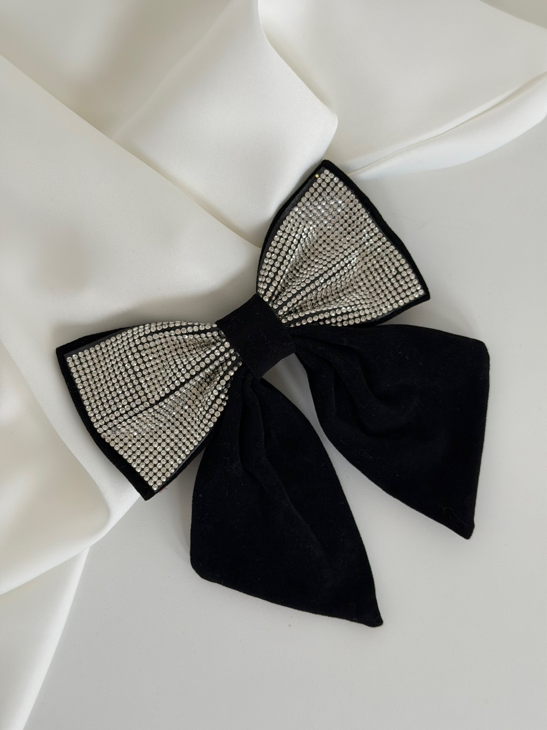 Заколка бант мал бархат стразы