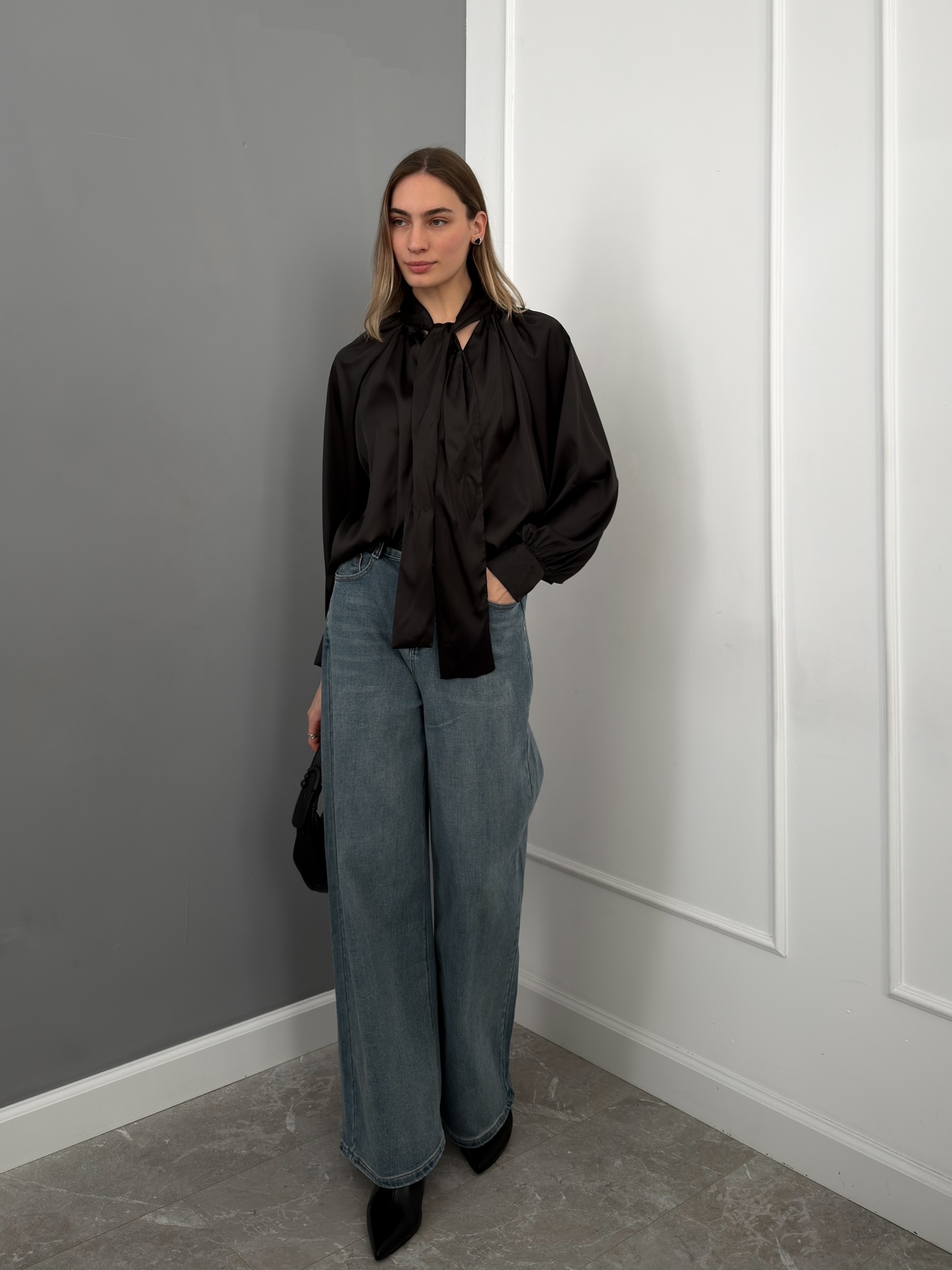 Блуза шелк 25134 завязки на вороте