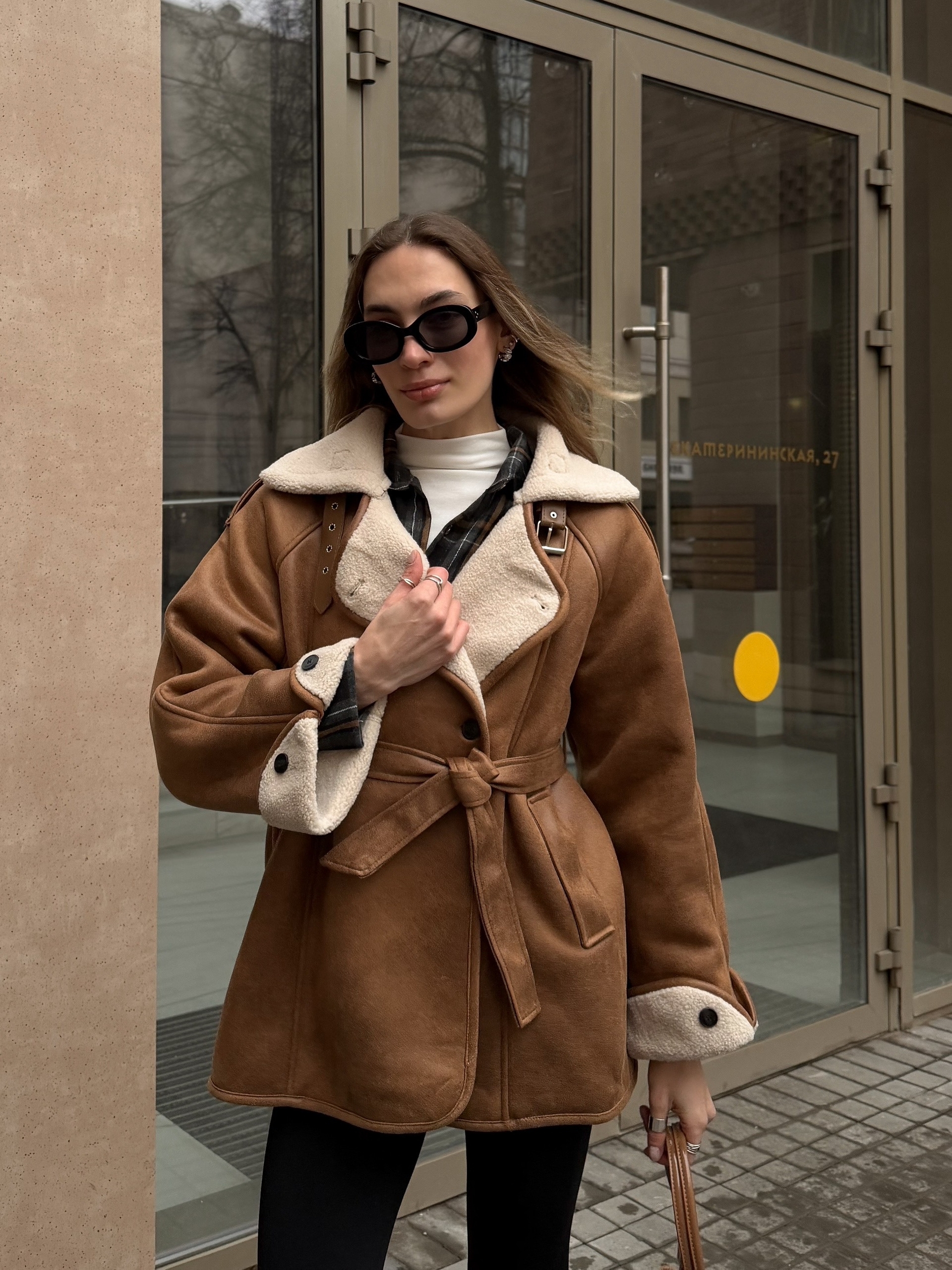 Дубленка W 8878 средняя длина+ пояс