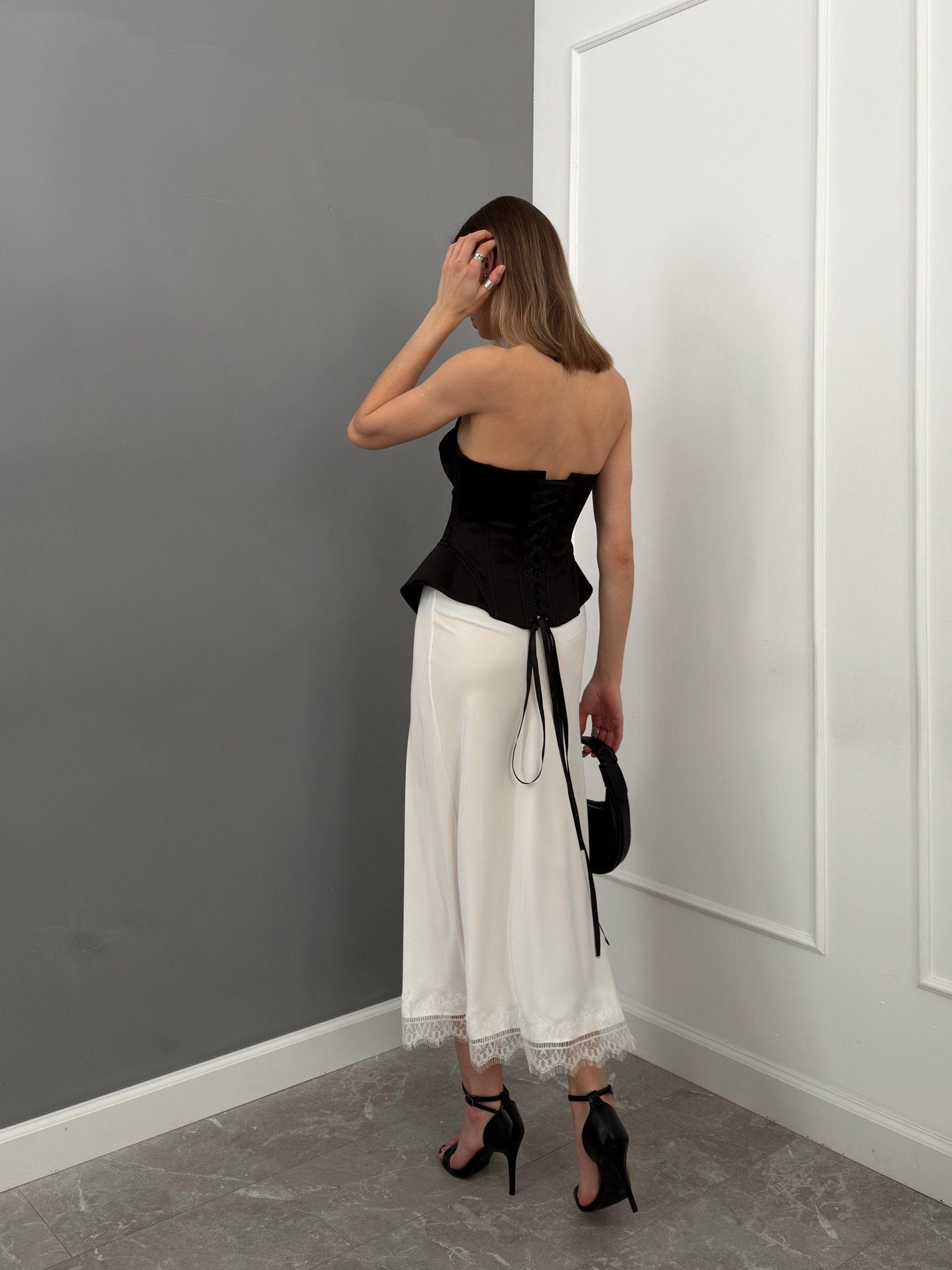 Корсет Utaa factory с чашечками