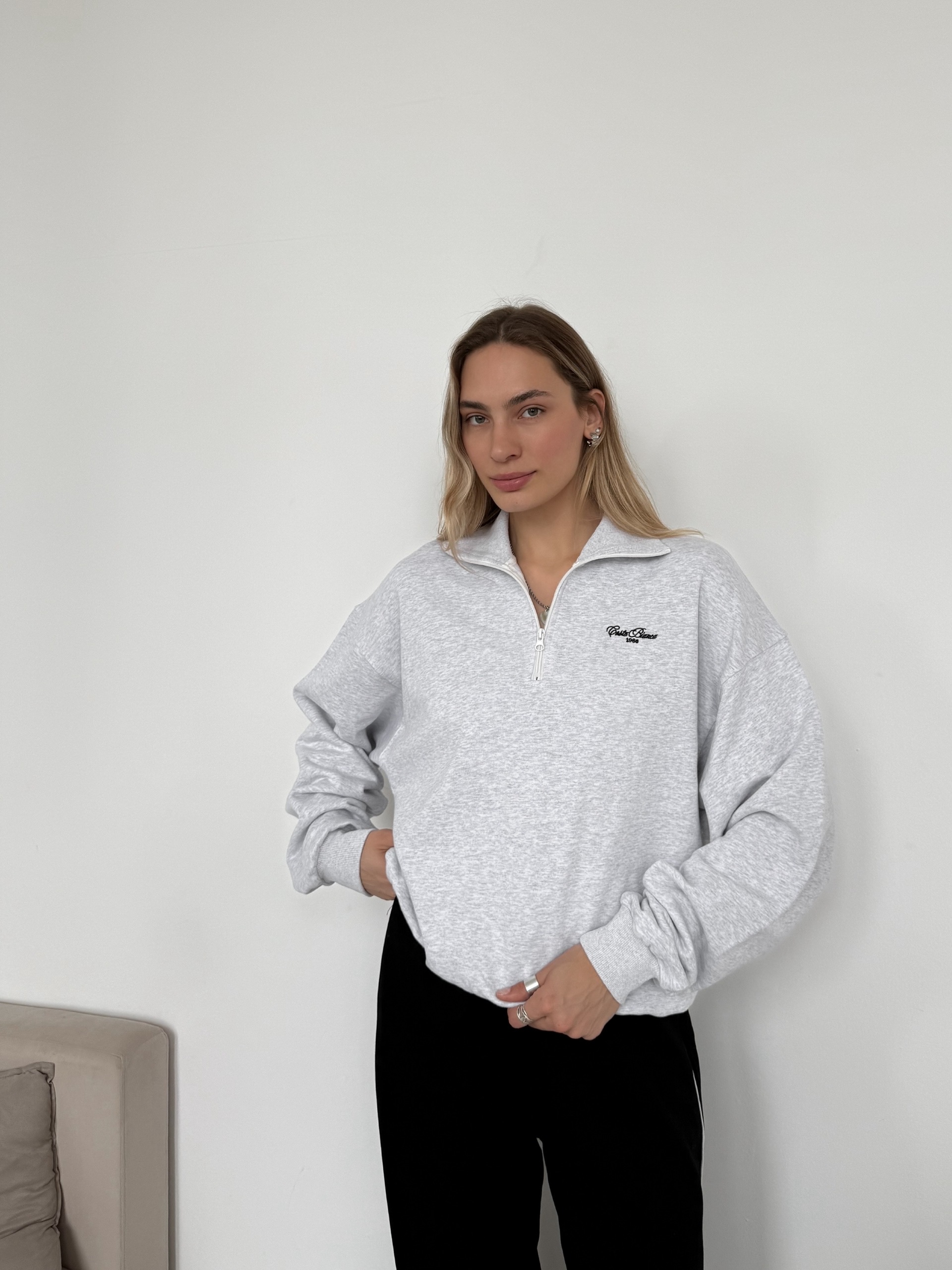 Свитшот NJ bianka 2236 ворот на замке